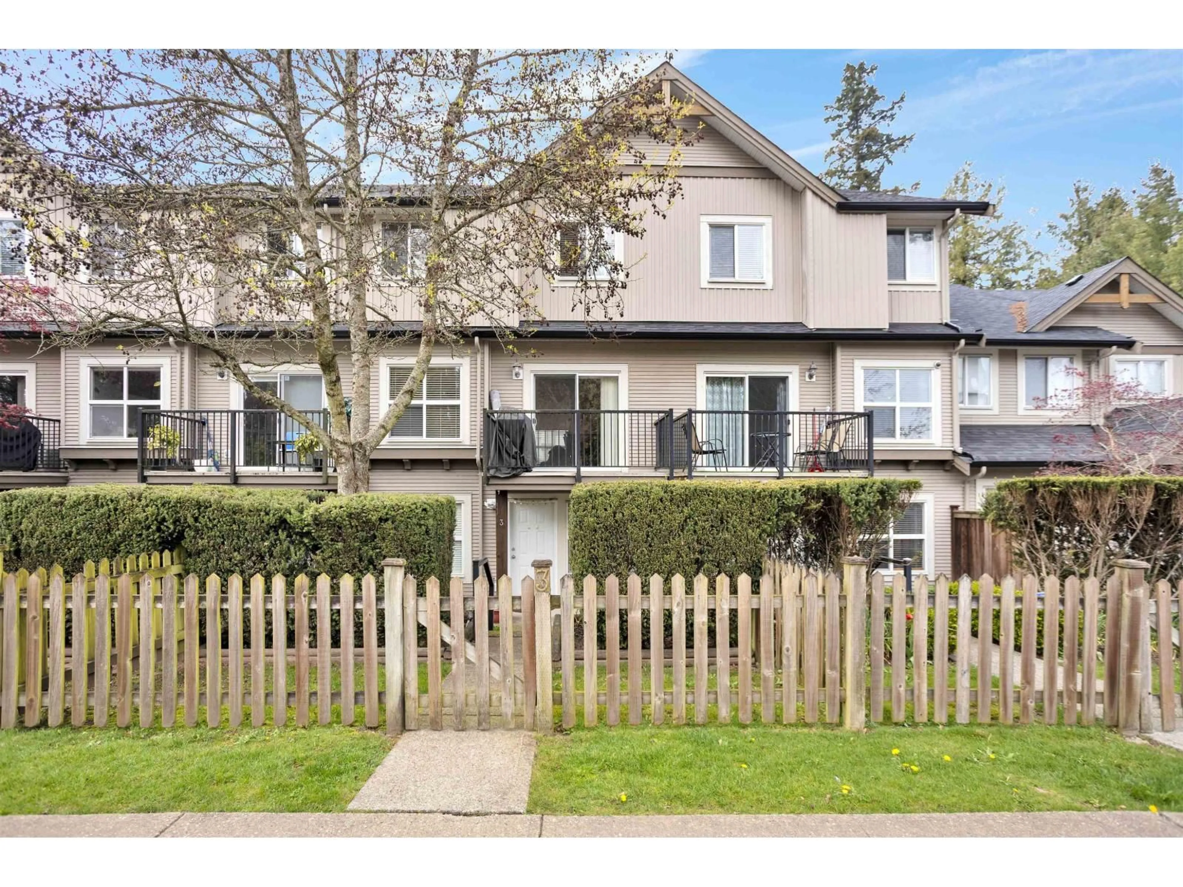 Unknown for 3 - 12677 63 AVENUE, Surrey British Columbia V3X3T3