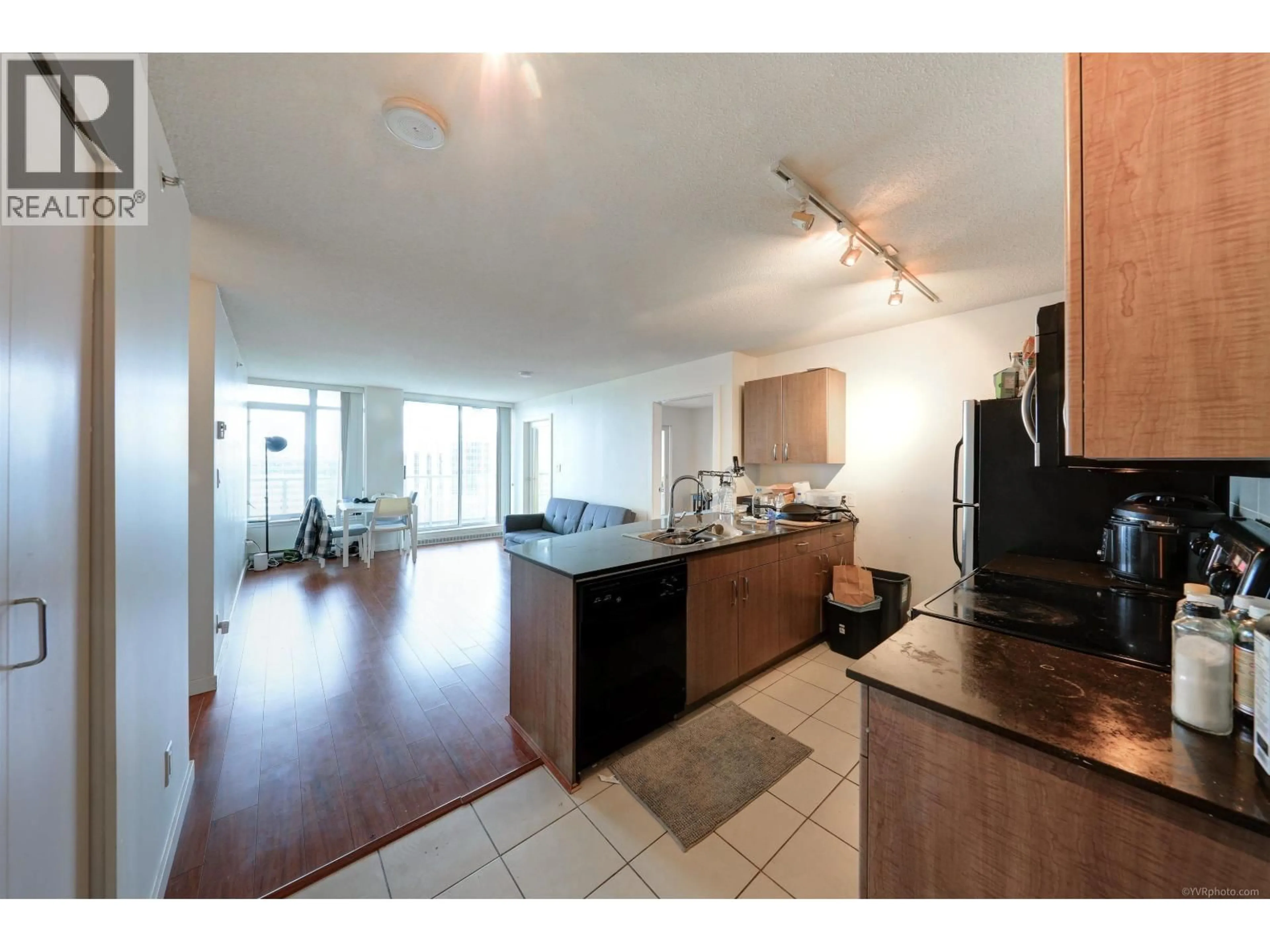 Open concept kitchen, unknown for 2611 - 610 GRANVILLE STREET, Vancouver British Columbia V6C3J3