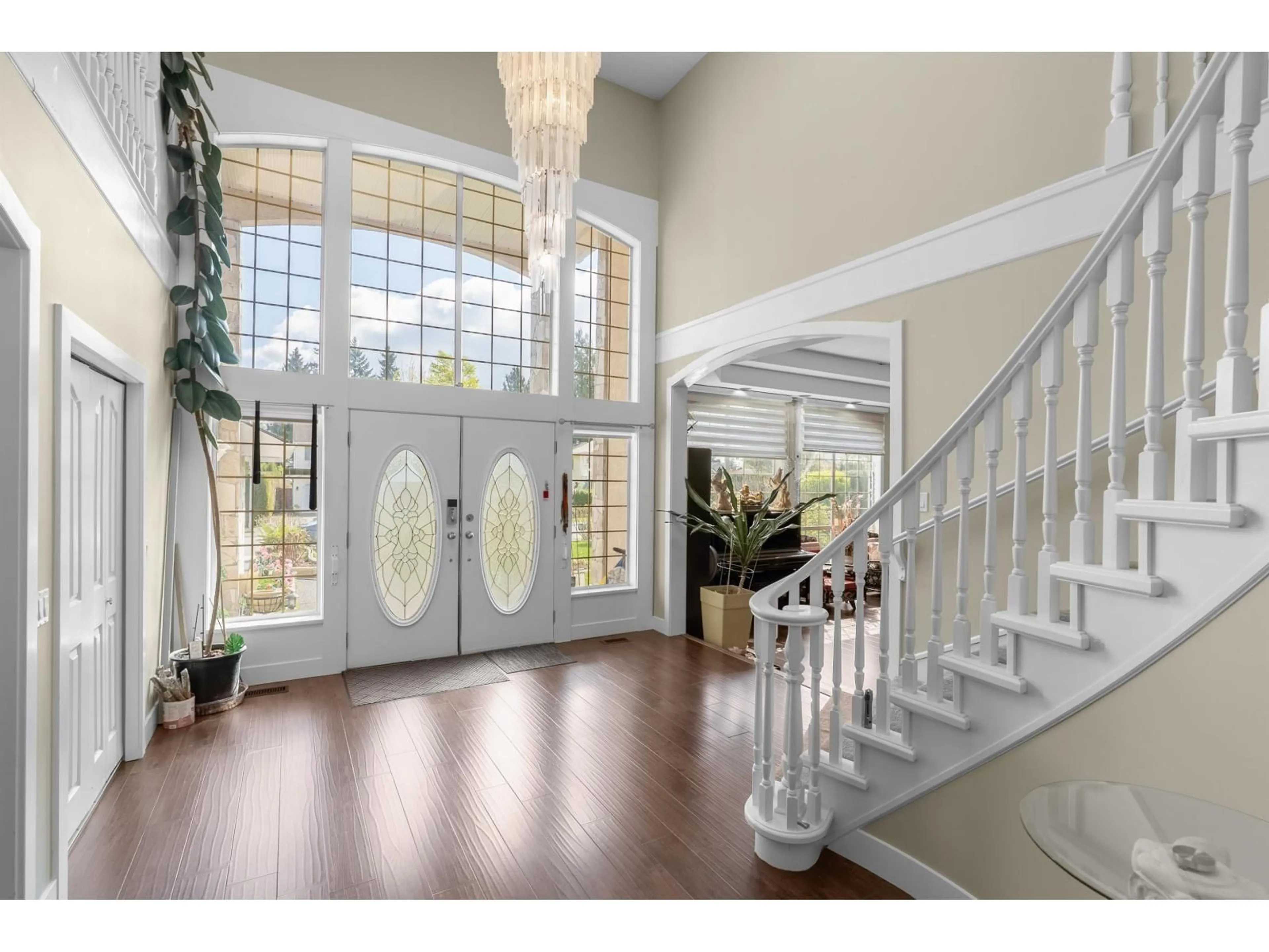 Indoor entryway for 9671 157 STREET, Surrey British Columbia V4N2T2