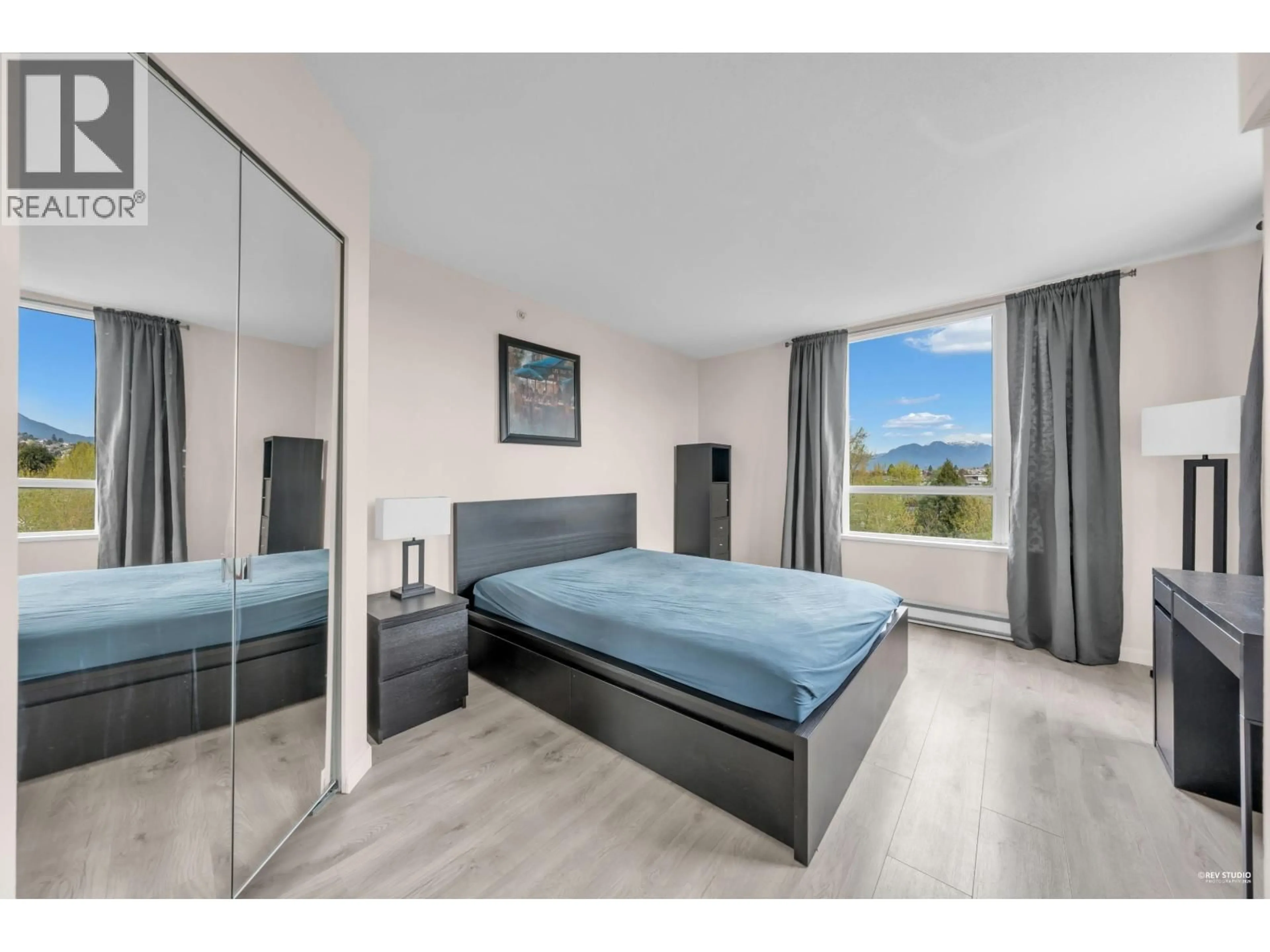 Bedroom with bed, unknown for 1506 - 4888 BRENTWOOD DRIVE, Burnaby British Columbia V5C0C6