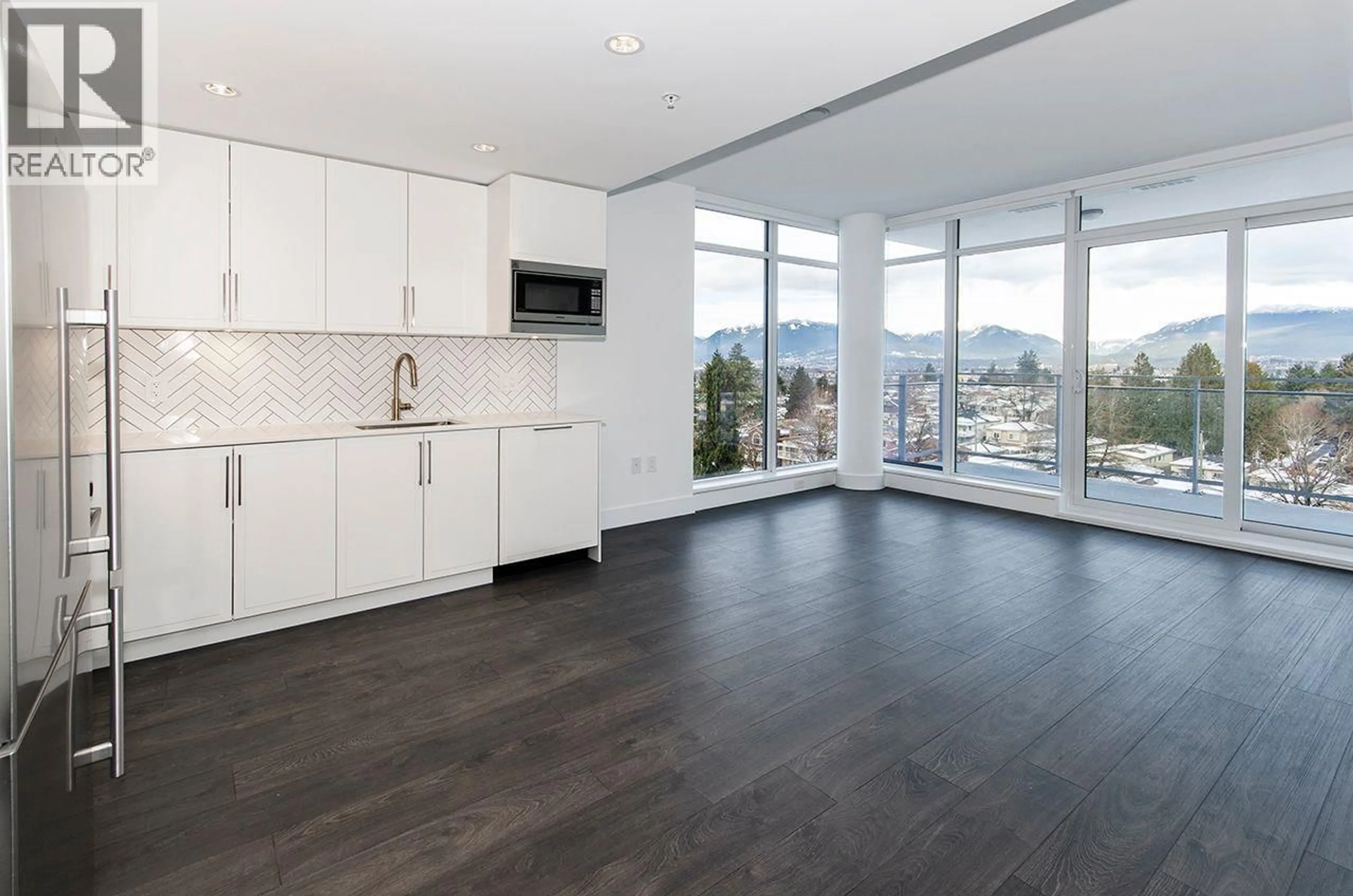 Open concept kitchen, unknown for 808 - 2435 KINGSWAY STREET, Vancouver British Columbia V5R5G8