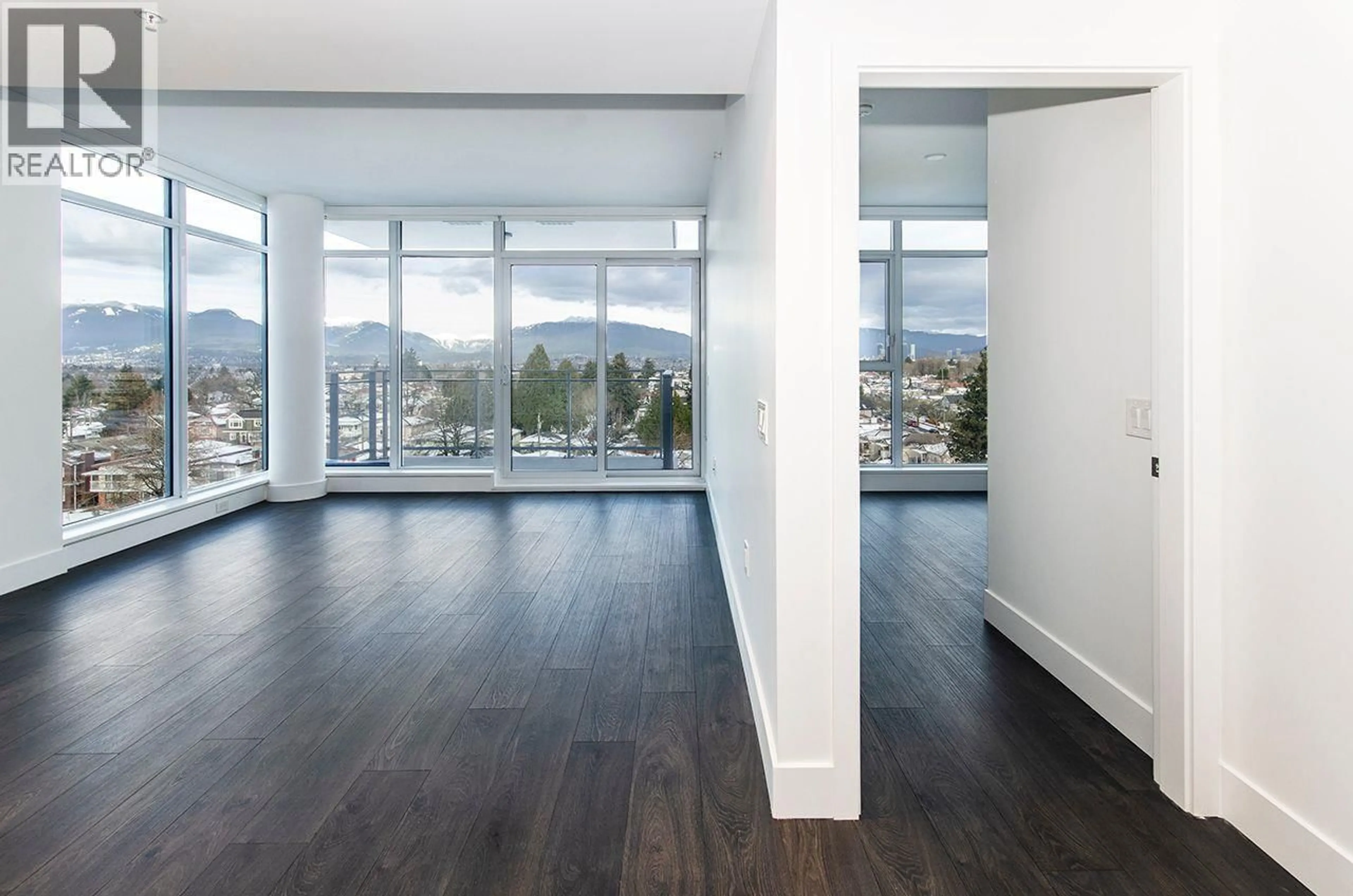 Unknown for 808 - 2435 KINGSWAY STREET, Vancouver British Columbia V5R5G8