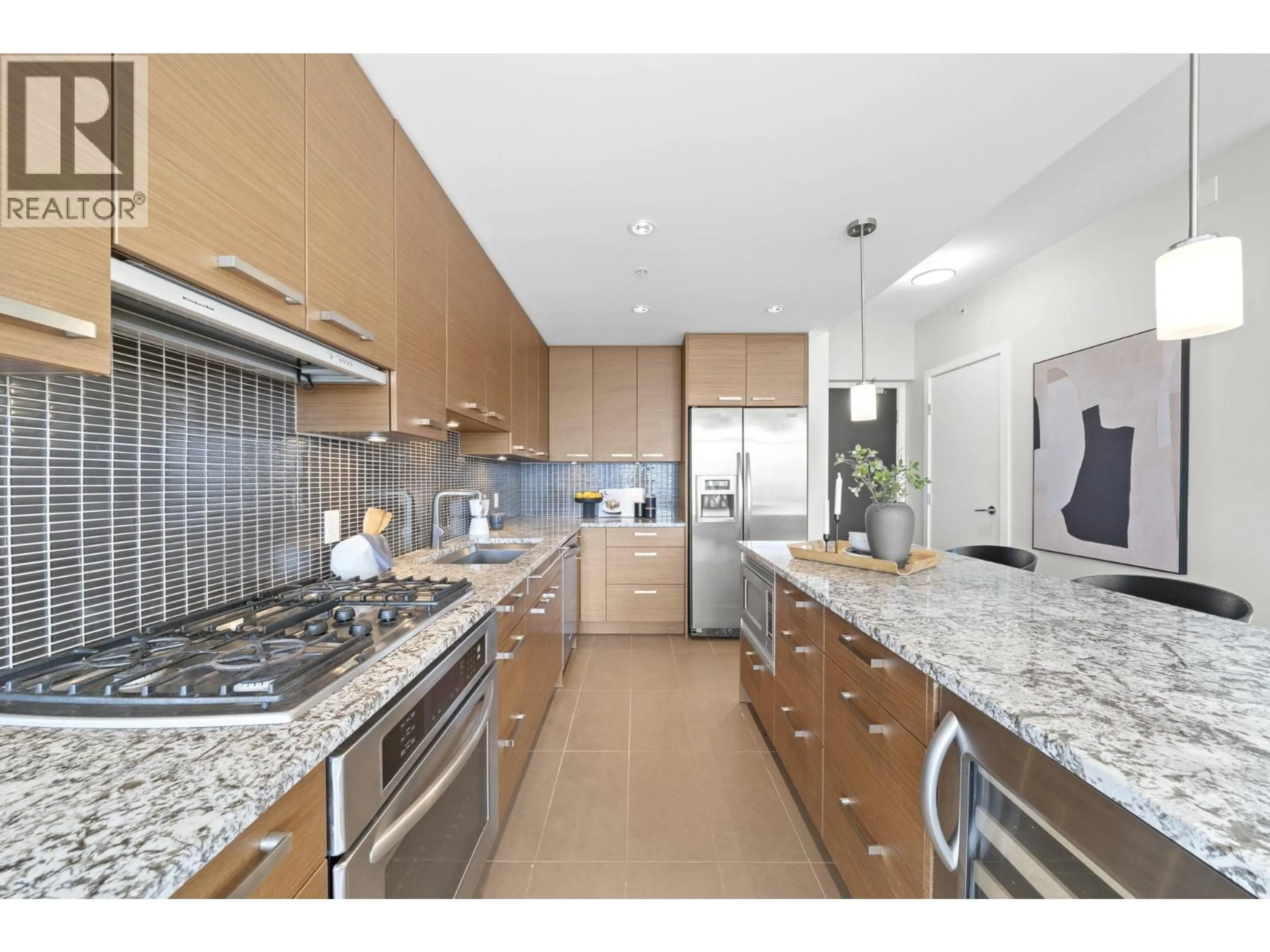 Contemporary kitchen, ceramic/tile floor for 1701 - 6188 WILSON AVENUE, Burnaby British Columbia V5H0A5