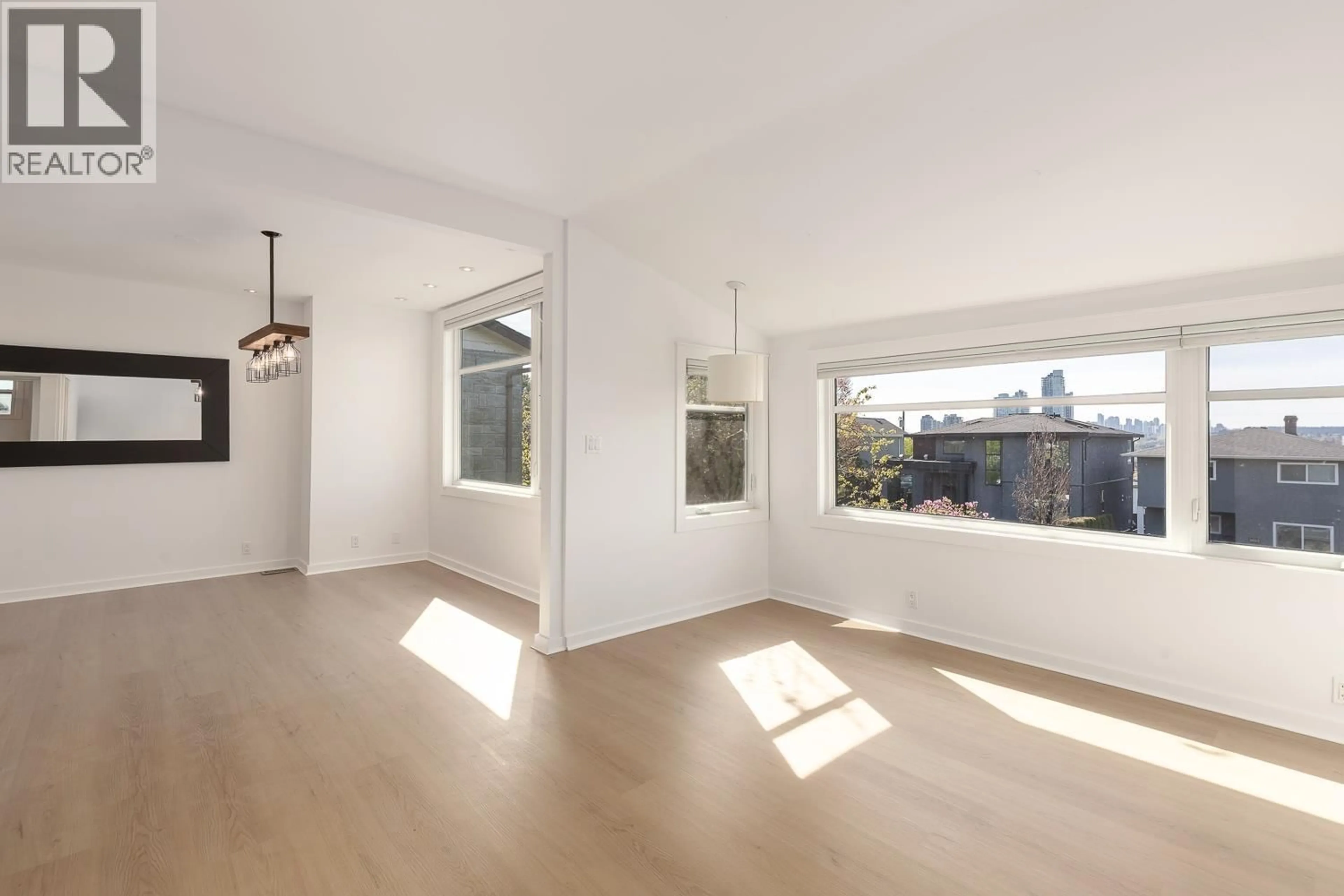 A pic of a room for 3853 FRANCES STREET, Burnaby British Columbia V5C2P1