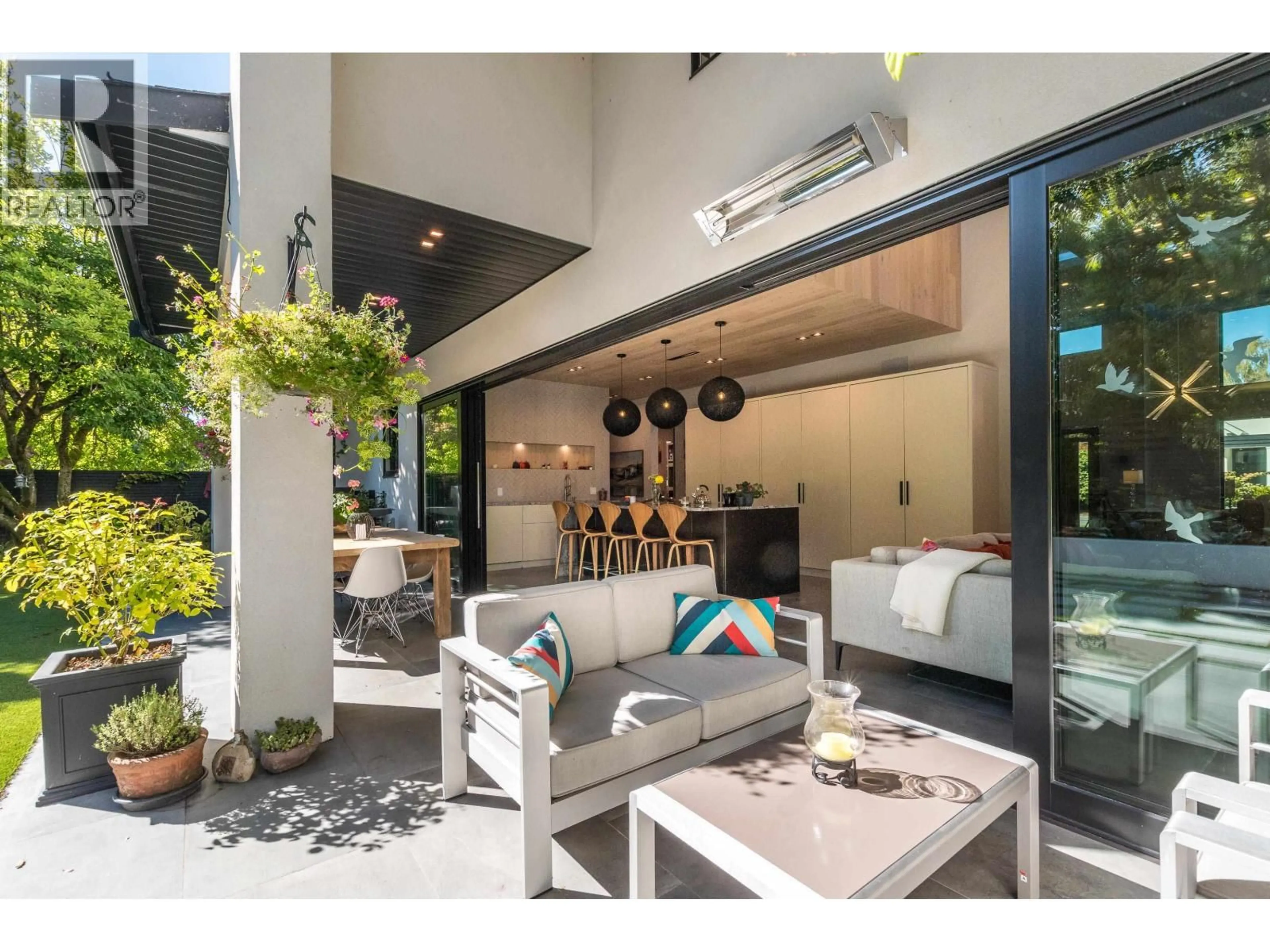 Patio, street for 10560 HOGARTH DRIVE, Richmond British Columbia V7E3Z8