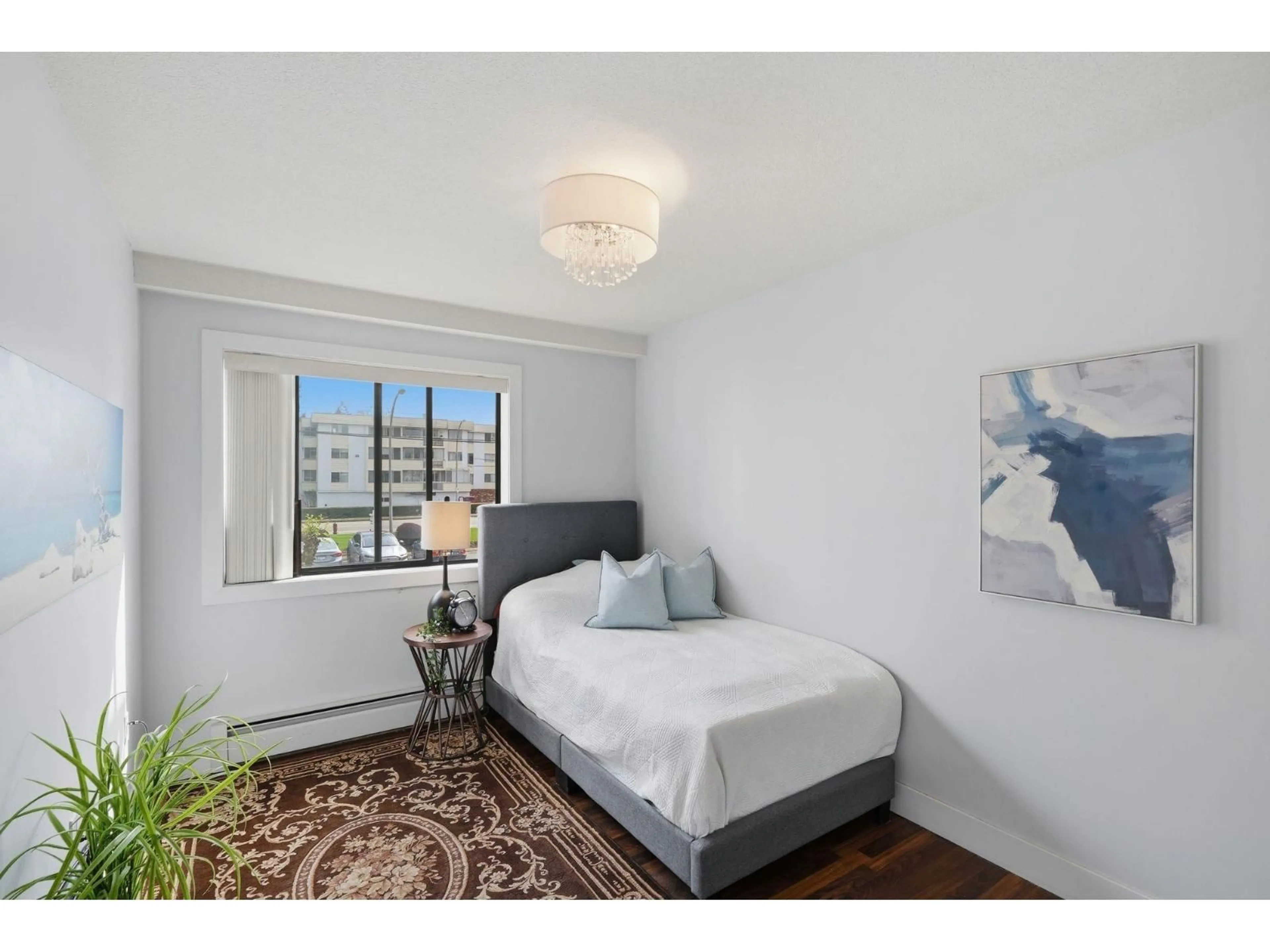 Bedroom with bed, unknown for 101 - 2414 CHURCH STREET, Abbotsford British Columbia V2T3J7