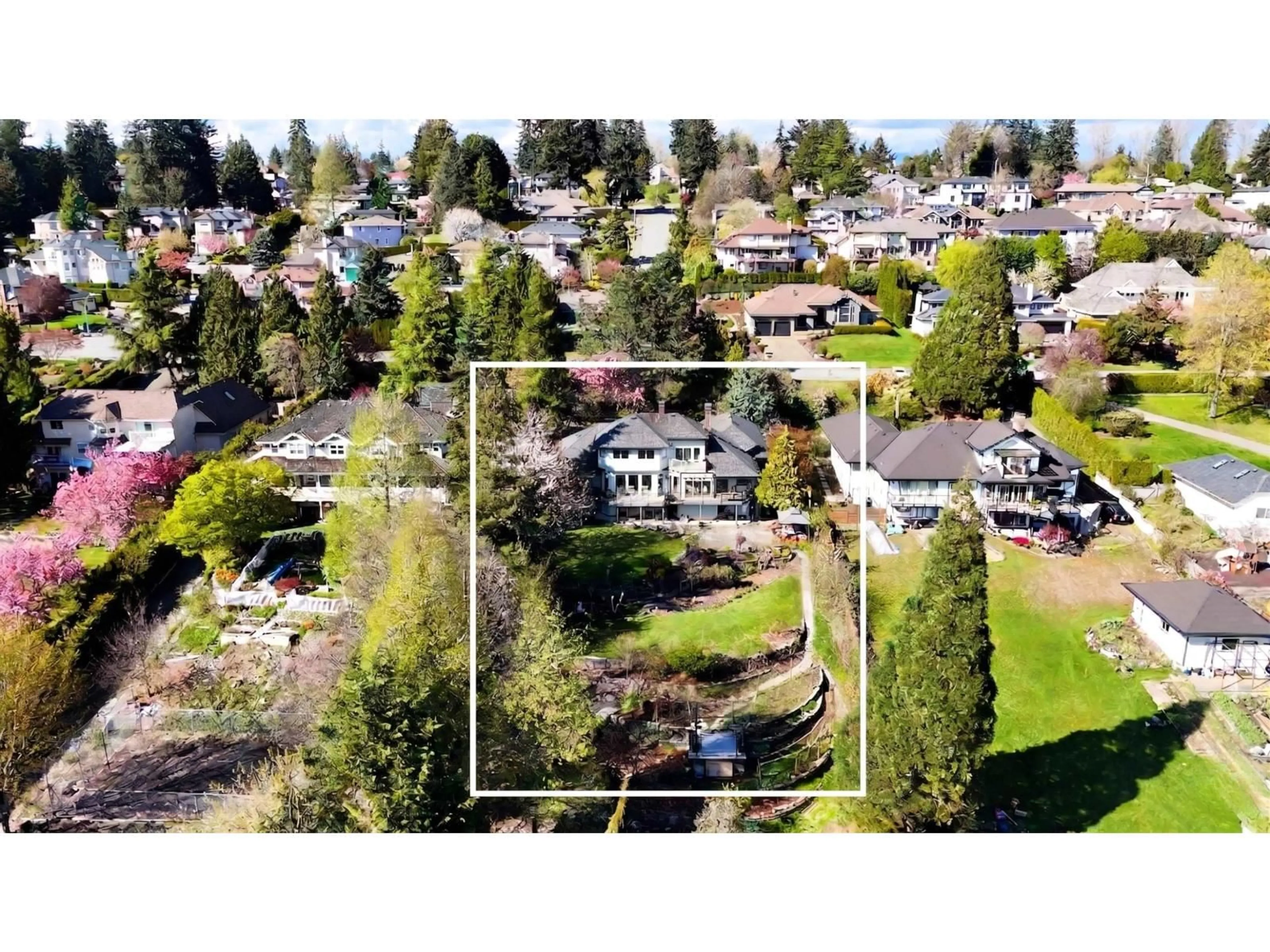 A pic from outside/outdoor area/front of a property/back of a property/a pic from drone, water/lake/river/ocean view for 16498 77 AVENUE, Surrey British Columbia V4N0L5