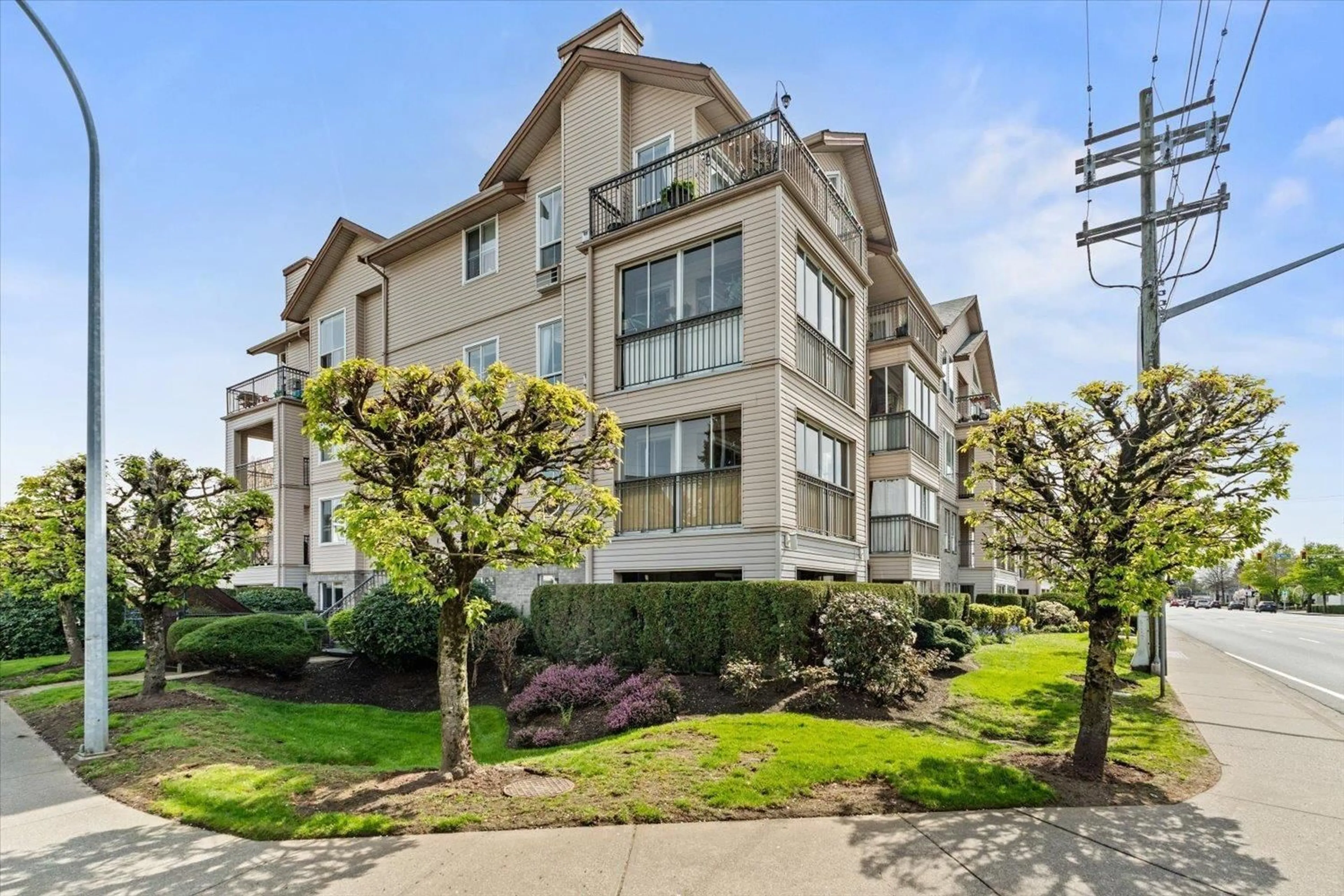 Unknown for 401 - 2772 CLEARBROOK ROAD, Abbotsford British Columbia V2T6N6