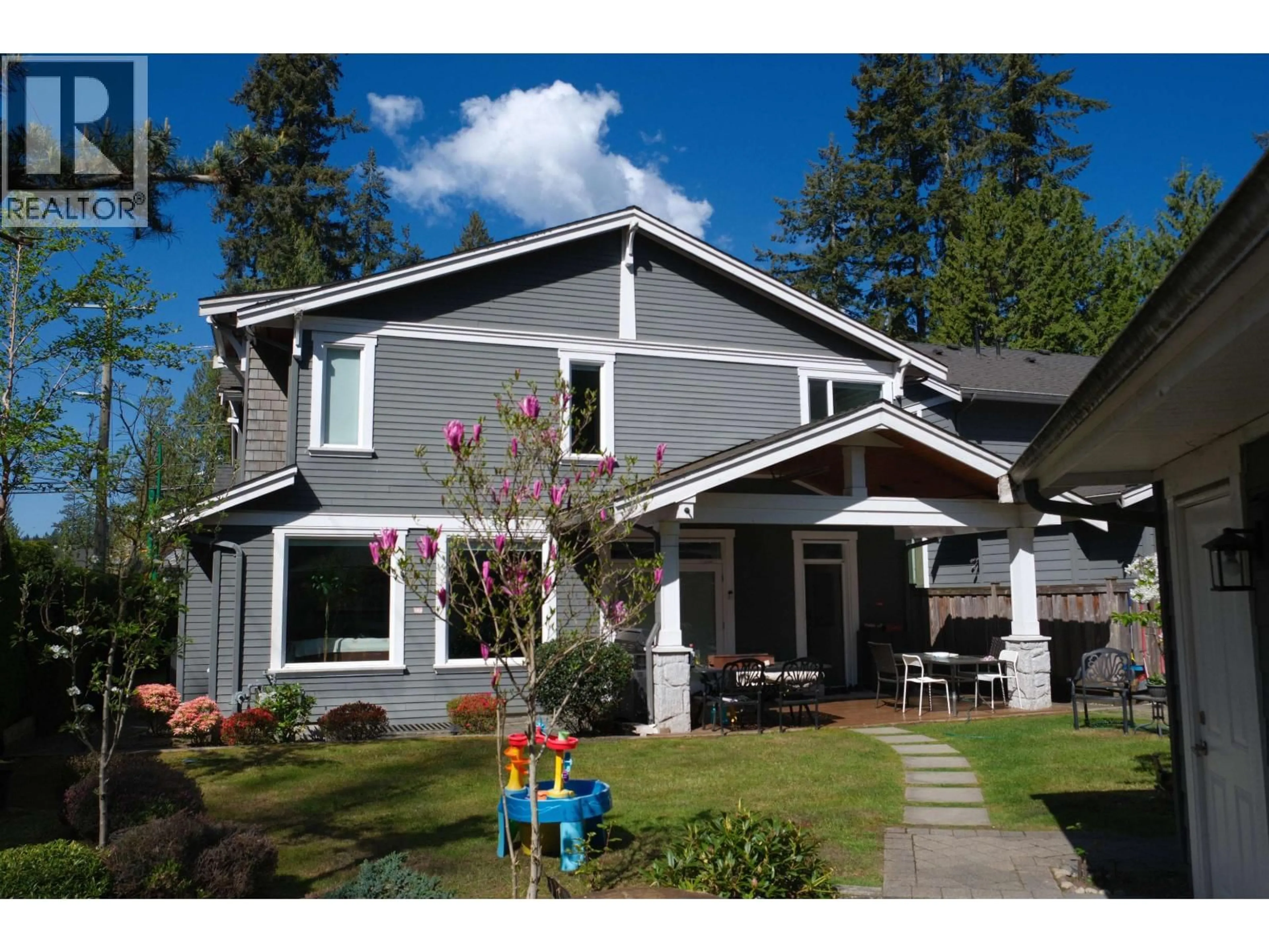 Home with vinyl exterior material, unknown for 1198 EDGEWOOD ROAD, North Vancouver British Columbia V7R1Y9