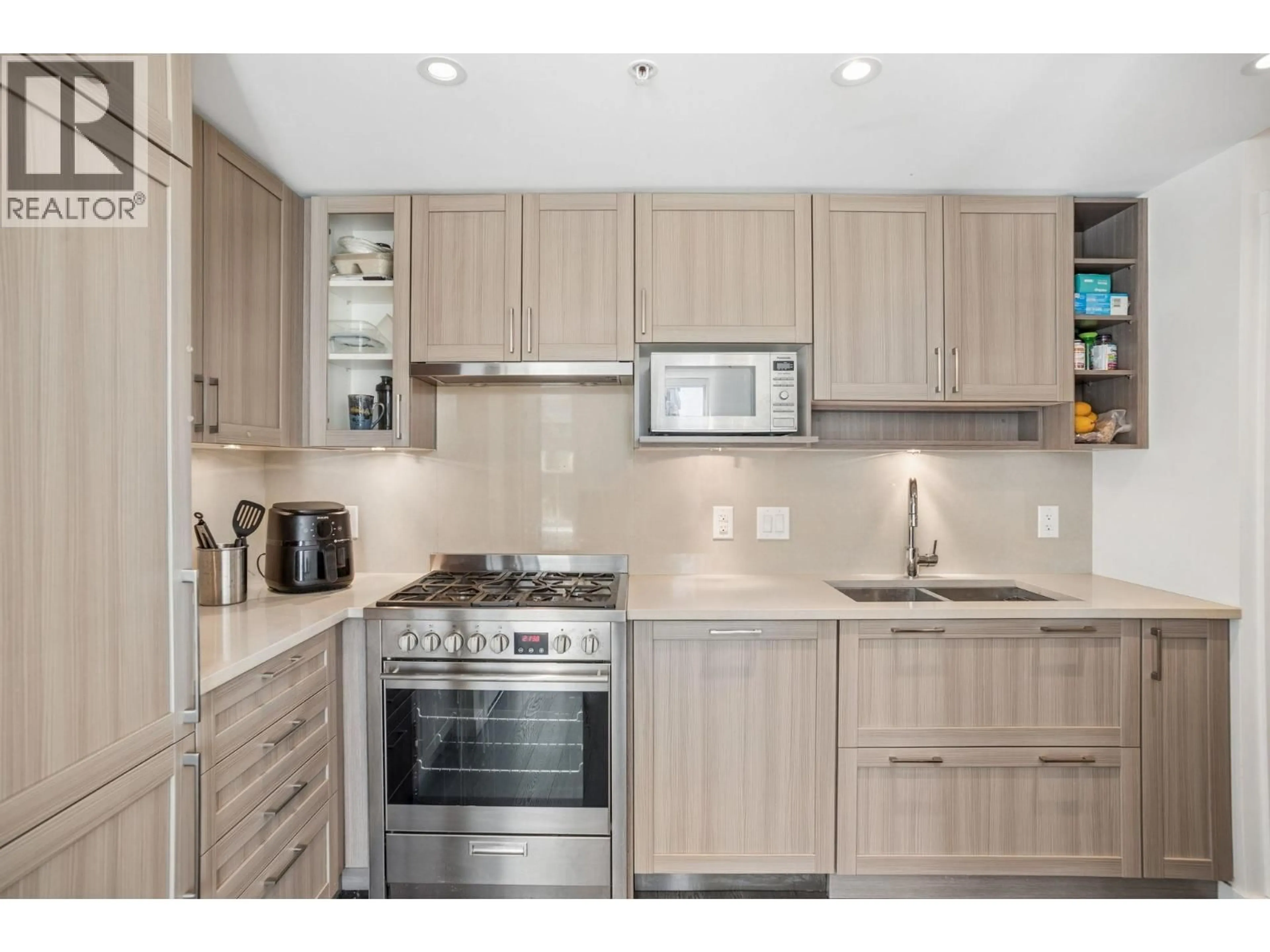 Unknown for 317 - 5665 BOUNDARY ROAD, Vancouver British Columbia V5R0E4