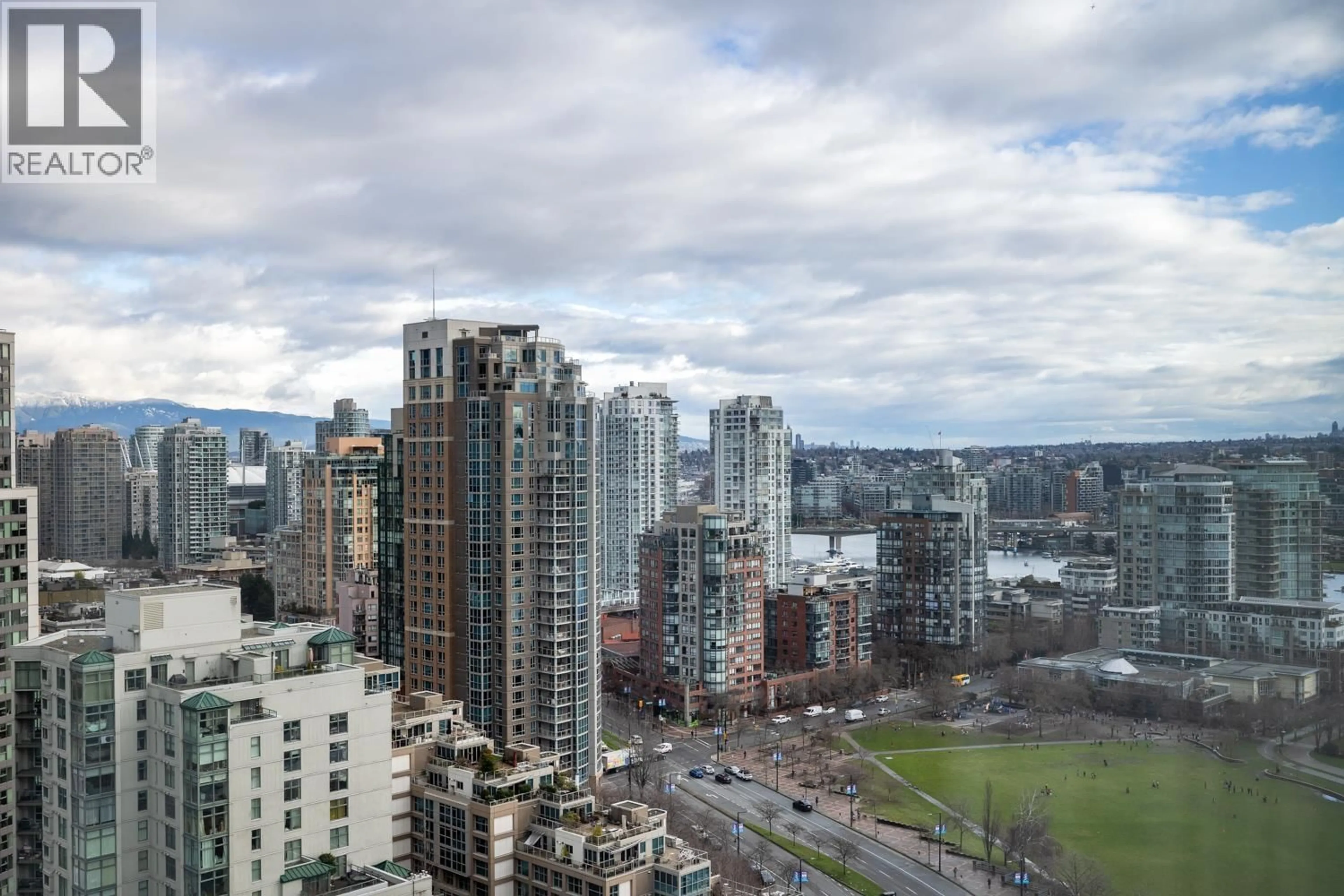 A pic from outside/outdoor area/front of a property/back of a property/a pic from drone, city buildings view from balcony for 2706 - 1438 RICHARDS STREET, Vancouver British Columbia V6Z3B8