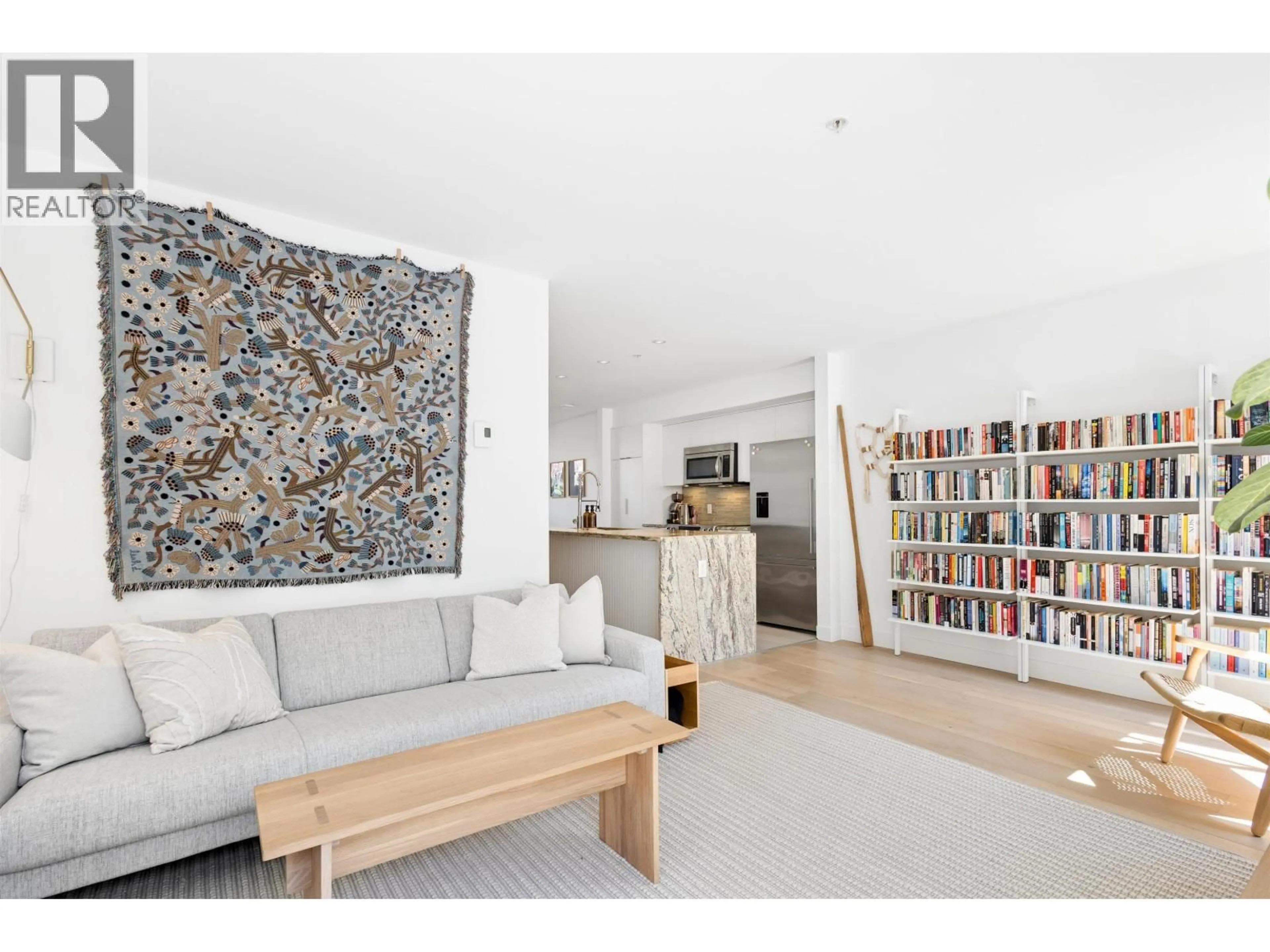 Living room with furniture, unknown for 2 - 265 8TH STREET, North Vancouver British Columbia V7L1Y9