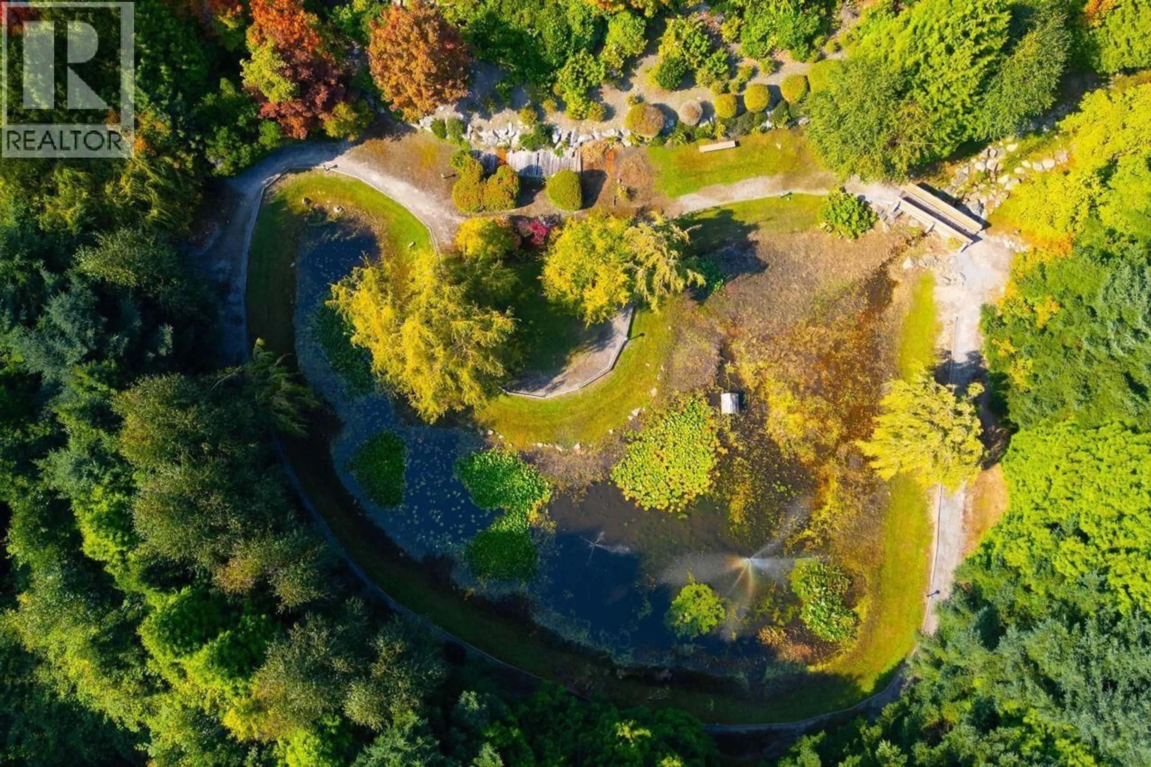 A pic from outside/outdoor area/front of a property/back of a property/a pic from drone, forest/trees view for 3112 DEER RIDGE DRIVE, West Vancouver British Columbia V7S4W1