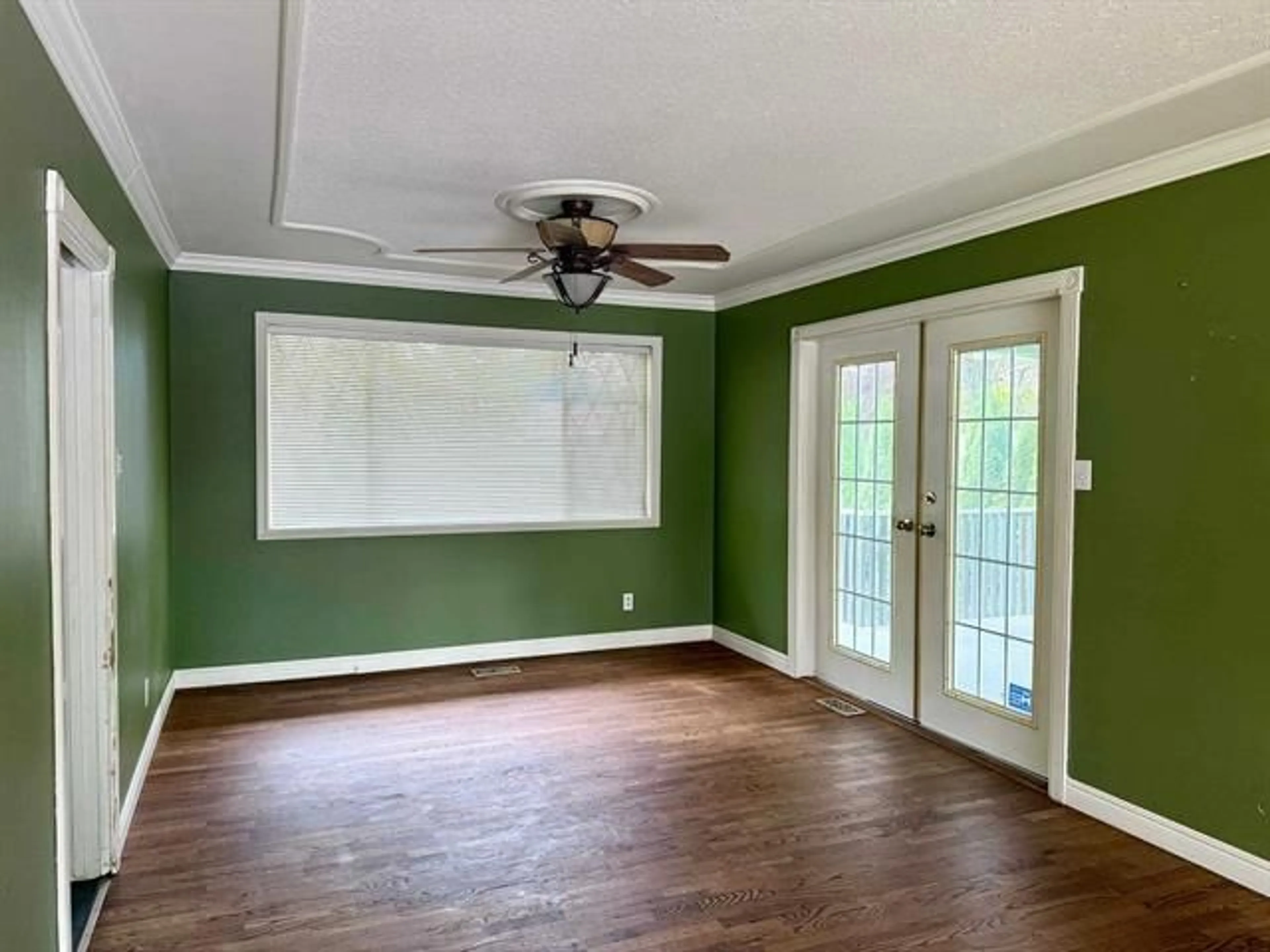 A pic of a room for 2062 PRIMROSE STREET, Abbotsford British Columbia V2S2Z1