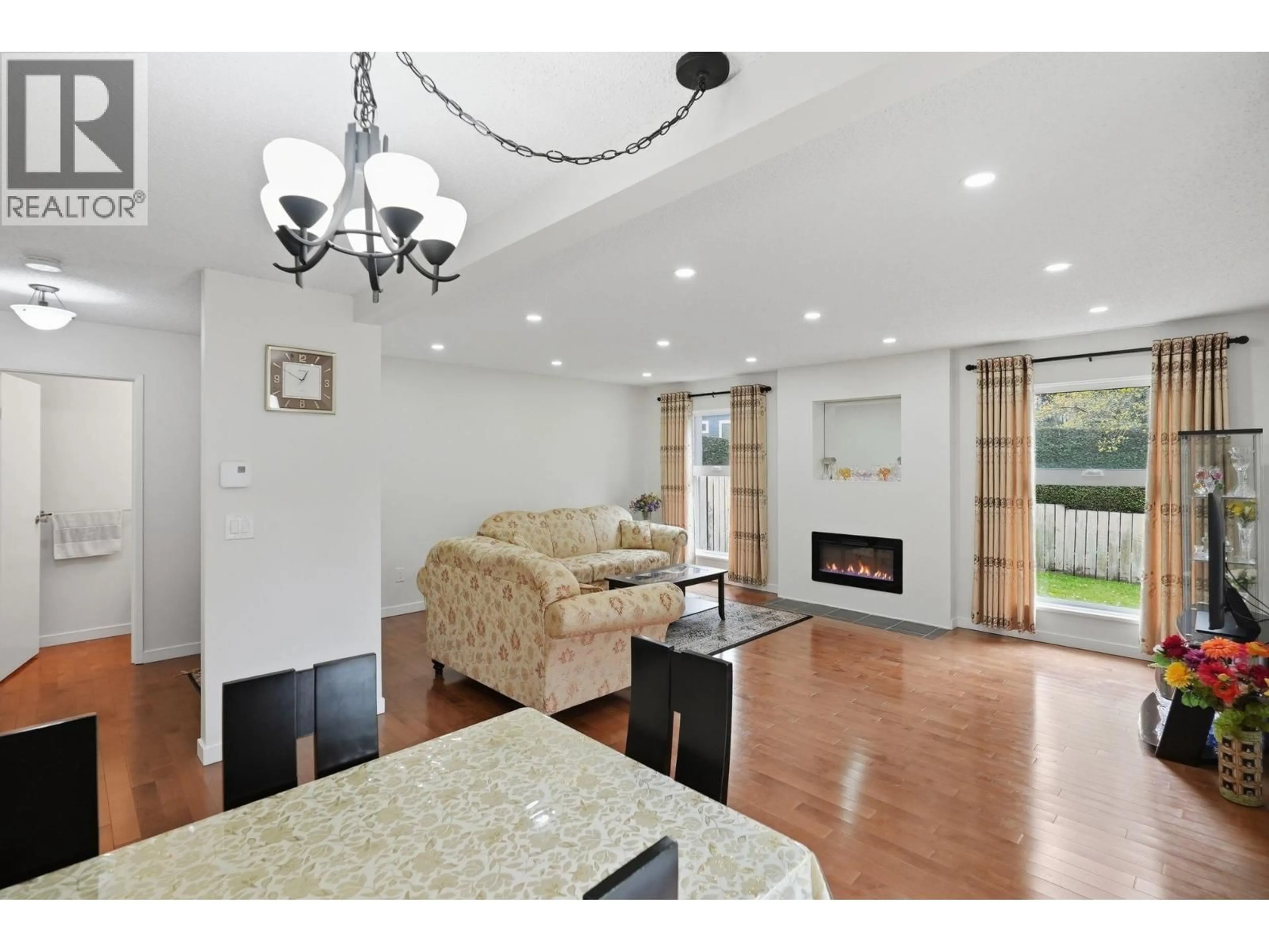 Unknown for 7506 WESTBANK PLACE, Vancouver British Columbia V5S3Y6