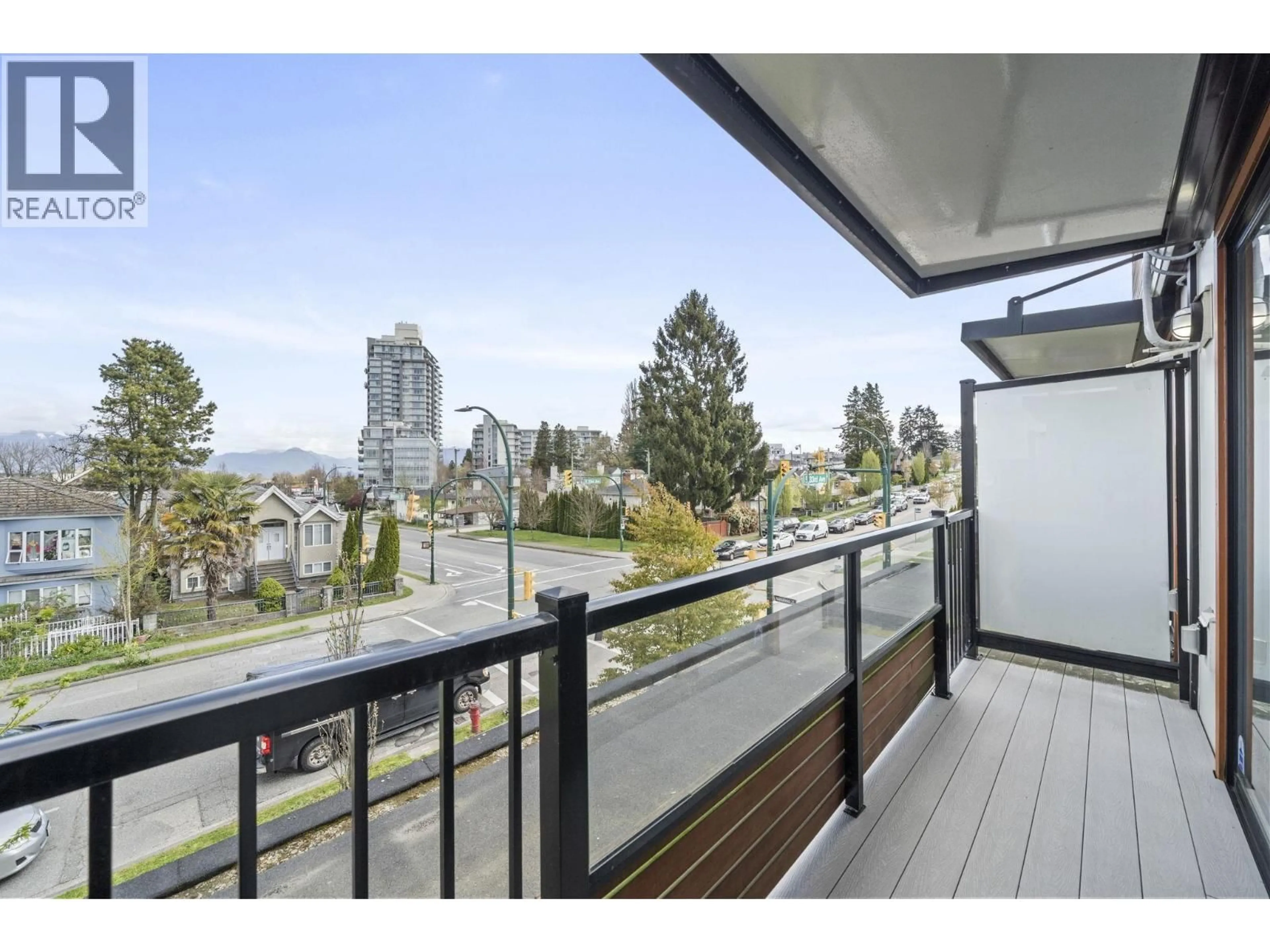 Balcony in the apartment, unknown for 2296 33RD AVENUE, Vancouver British Columbia V5N3G1