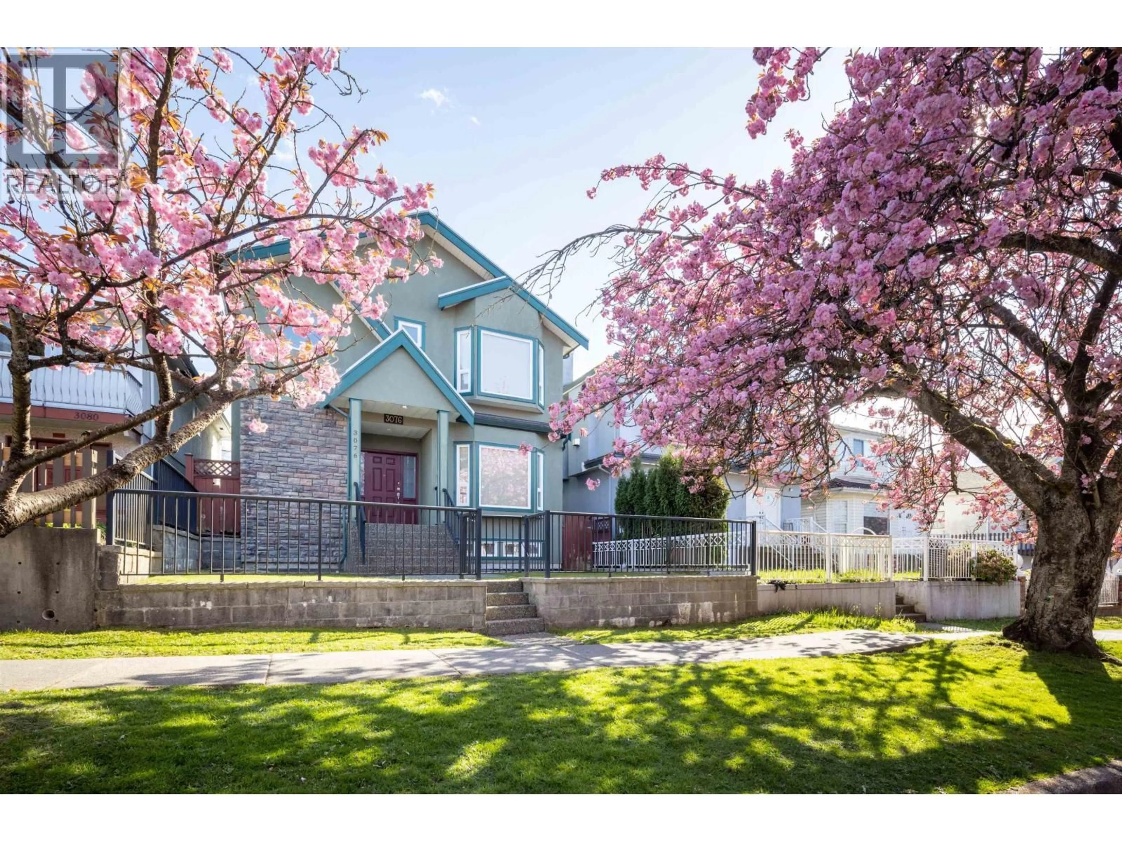 Home with vinyl exterior material, street for 3076 27TH AVENUE, Vancouver British Columbia V5R1P2