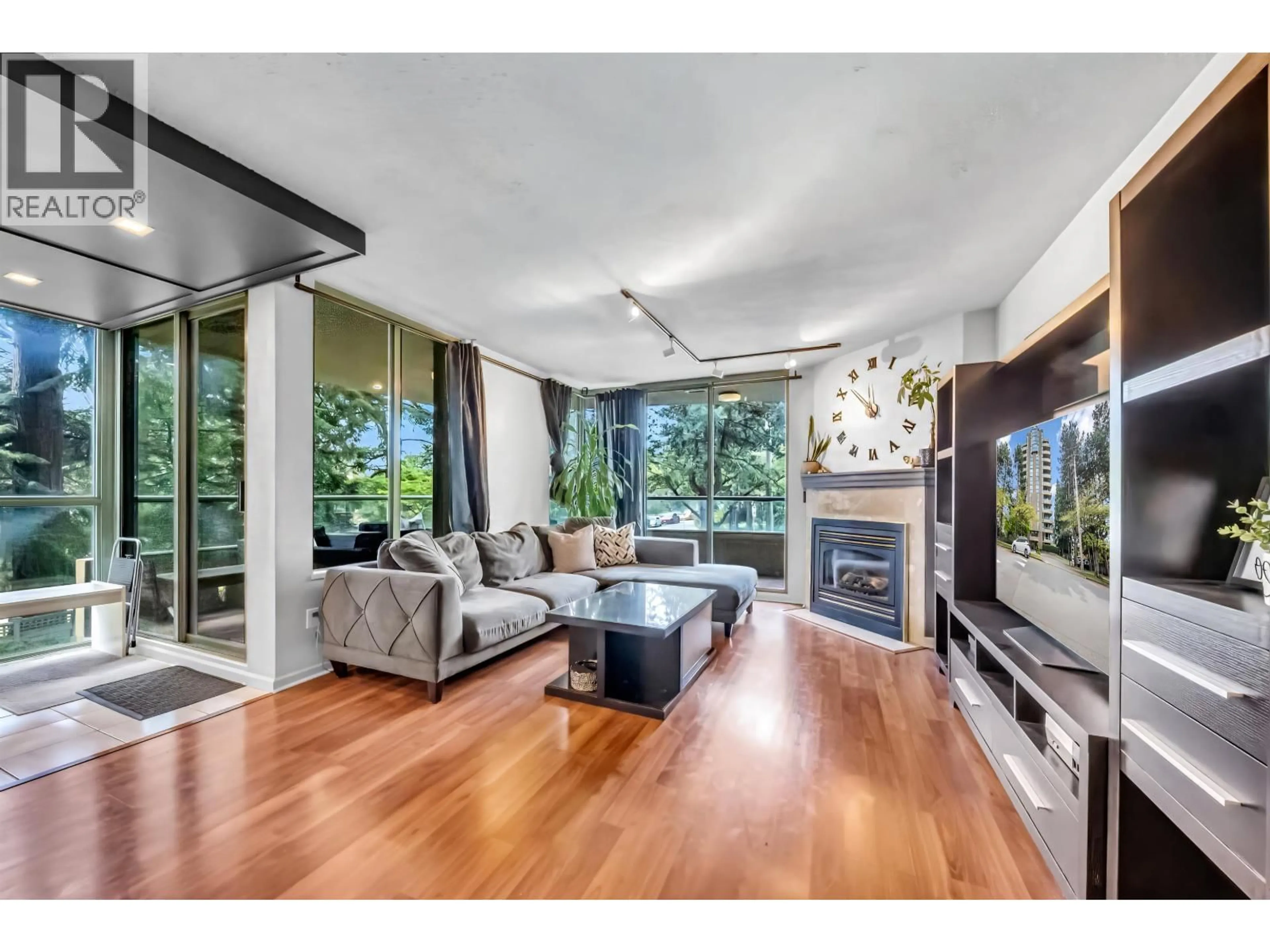 Unknown for 220 - 7288 ACORN AVENUE, Burnaby British Columbia V5E4H6