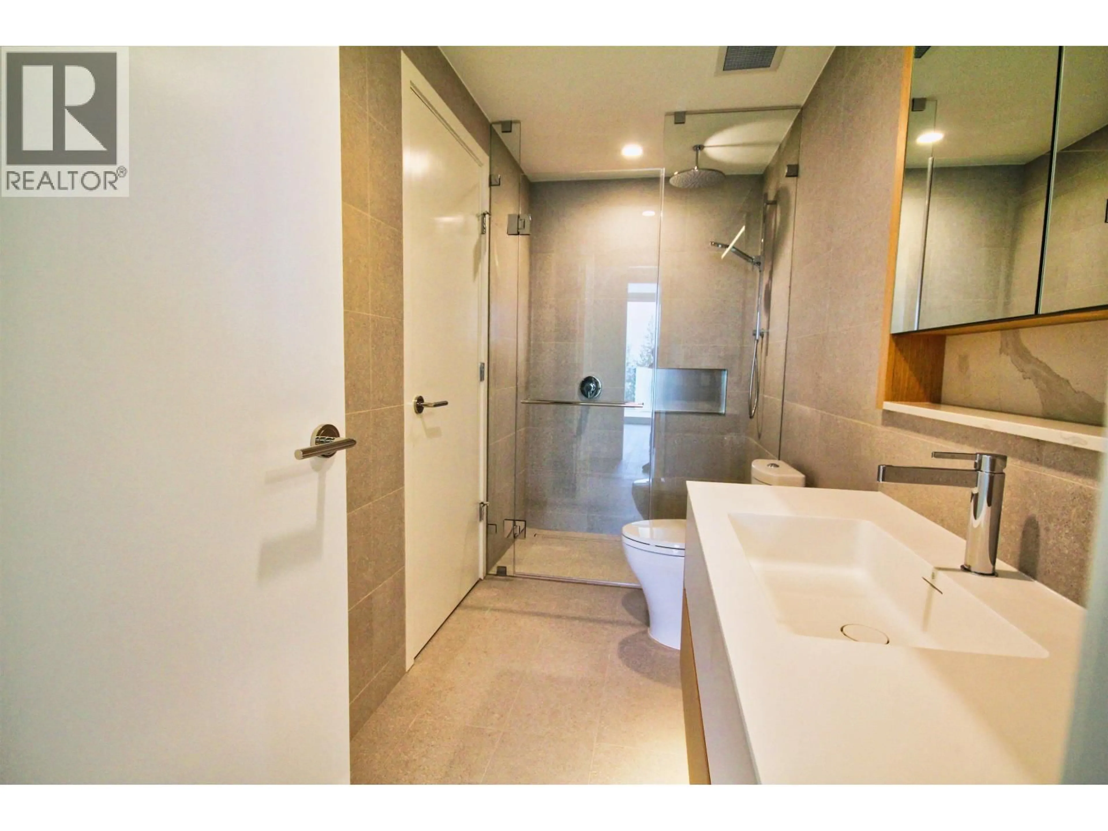 Standard bathroom, ceramic/tile floor for 606 - 3963 UPLANDS WAY, West Vancouver British Columbia V7S0B6