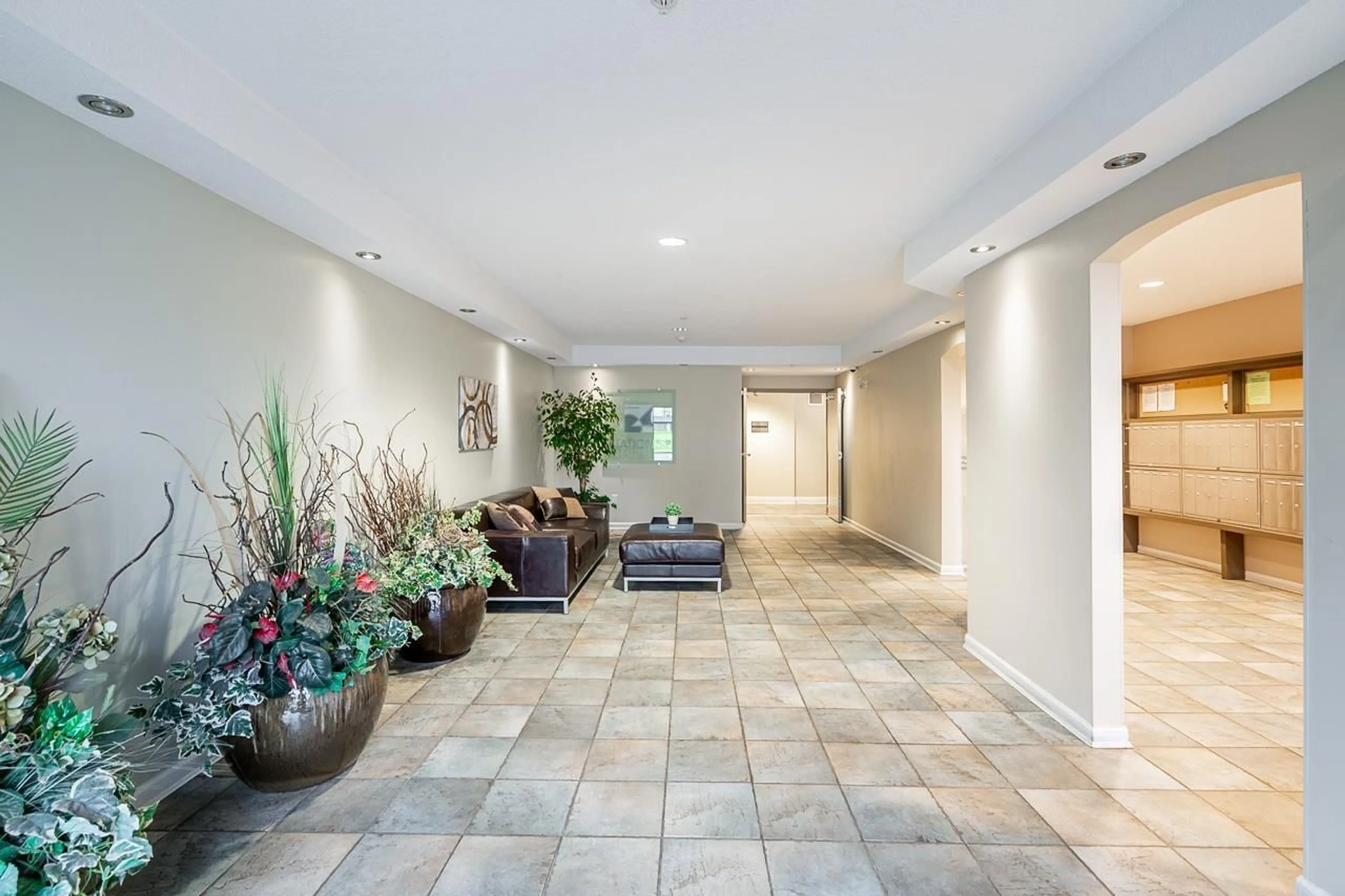 Indoor foyer for 313 - 5465 203 STREET, Langley British Columbia V3A9L8