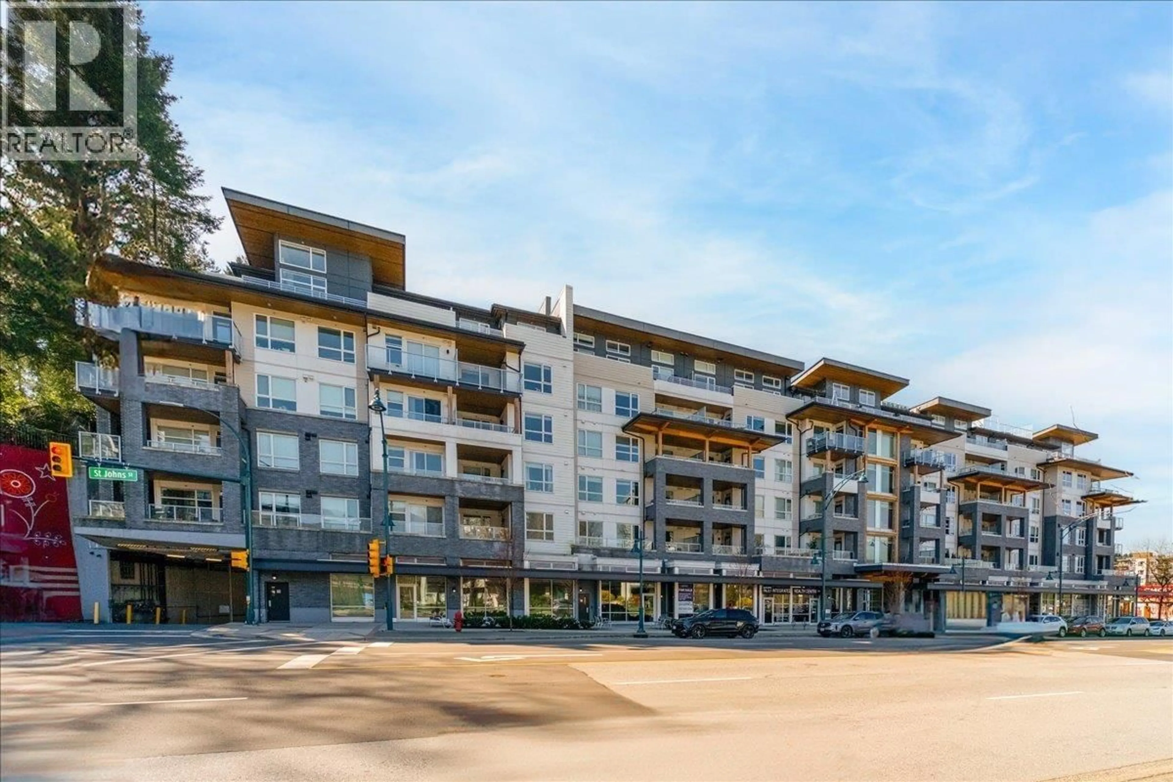 Patio, building for 320 - 3229 ST JOHNS STREET, Port Moody British Columbia V3H0M4