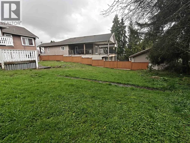 370 HOSPITAL STREET, New Westminster 4