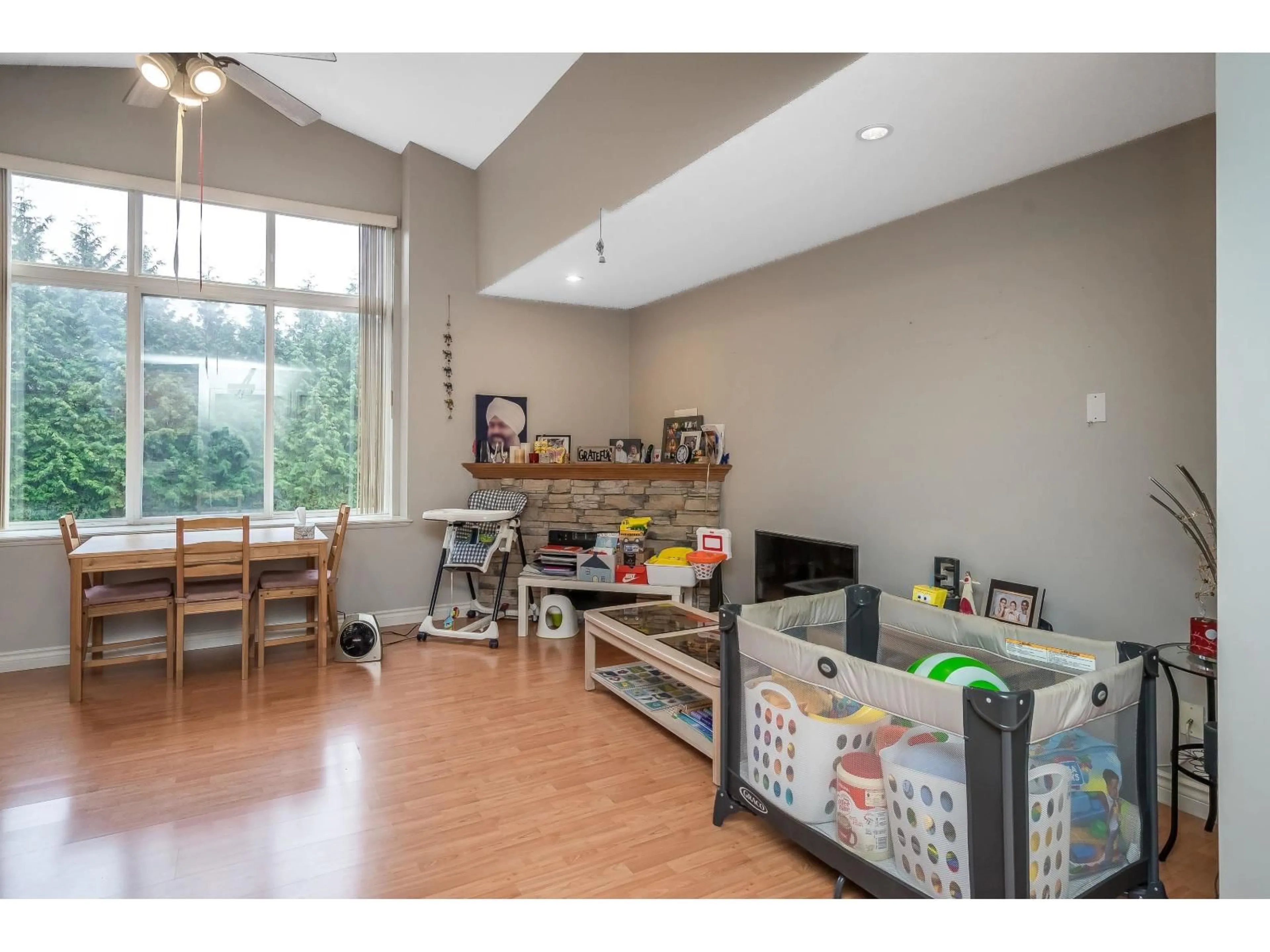 Unknown for 207 - 2828 152 STREET, Surrey British Columbia V4P1G6