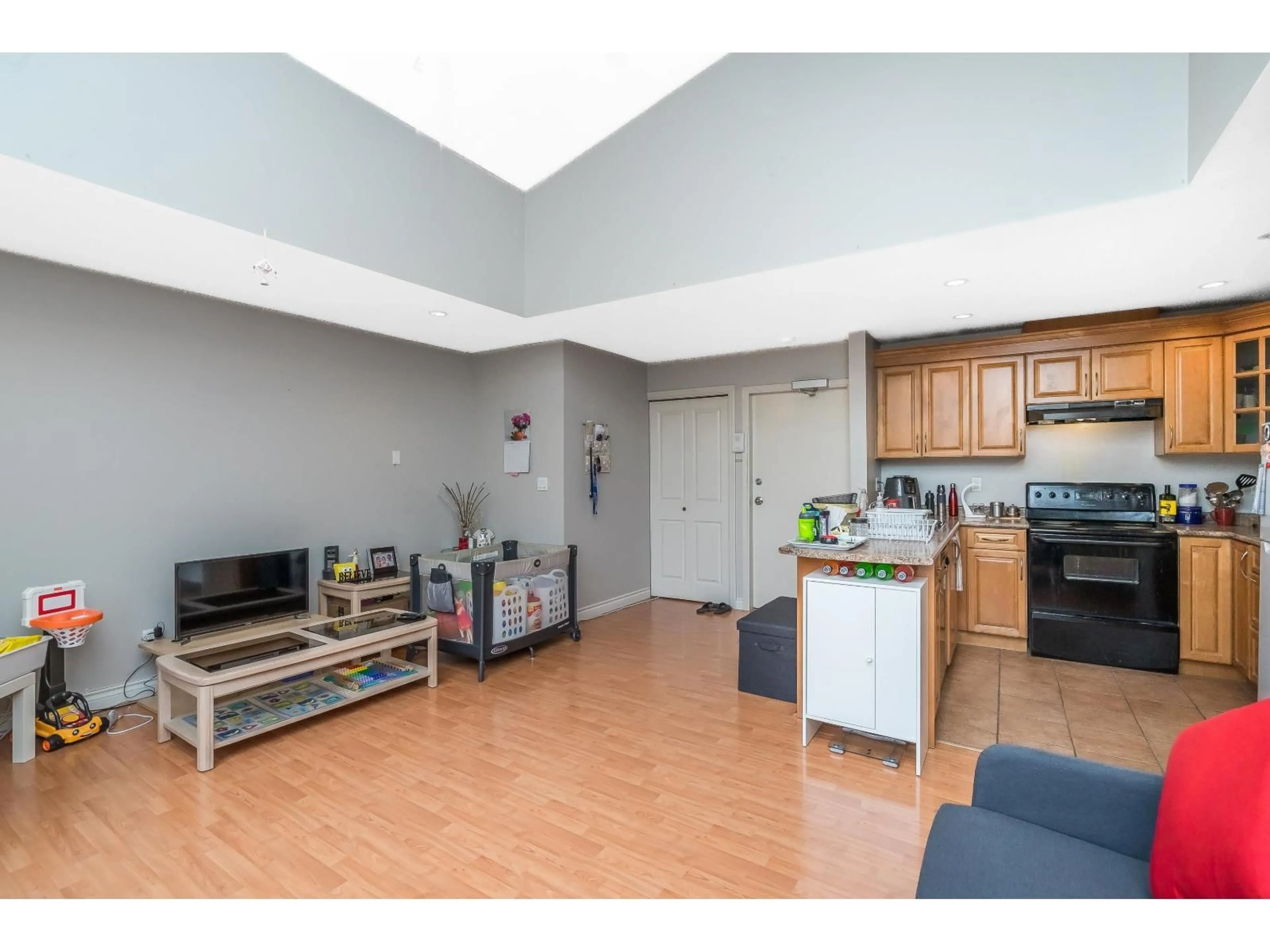 Unknown for 207 - 2828 152 STREET, Surrey British Columbia V4P1G6