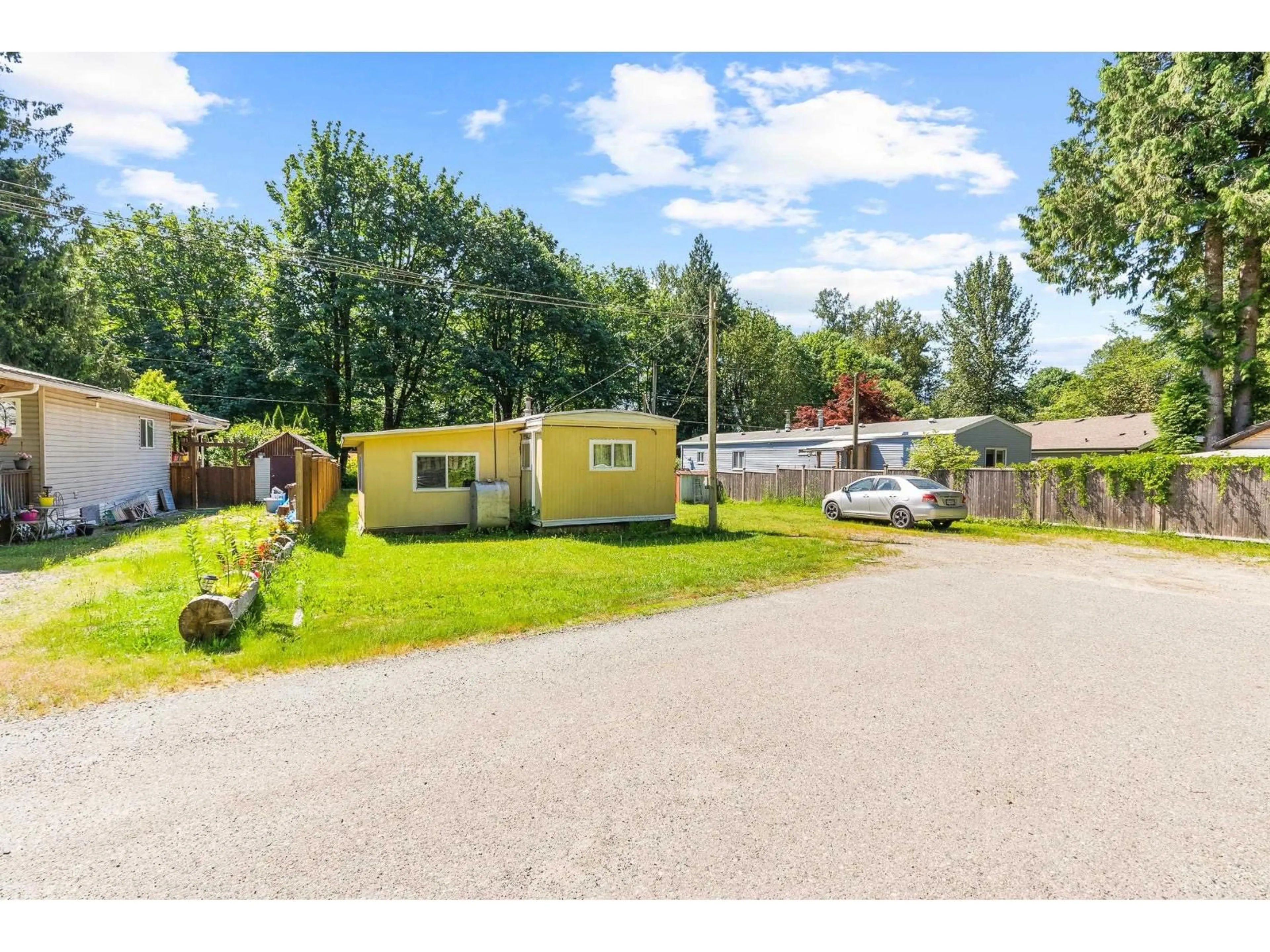 A pic from outside/outdoor area/front of a property/back of a property/a pic from drone, street for 3 - 41495 NORTH NICOMEN ROAD, Mission British Columbia V0M1G0