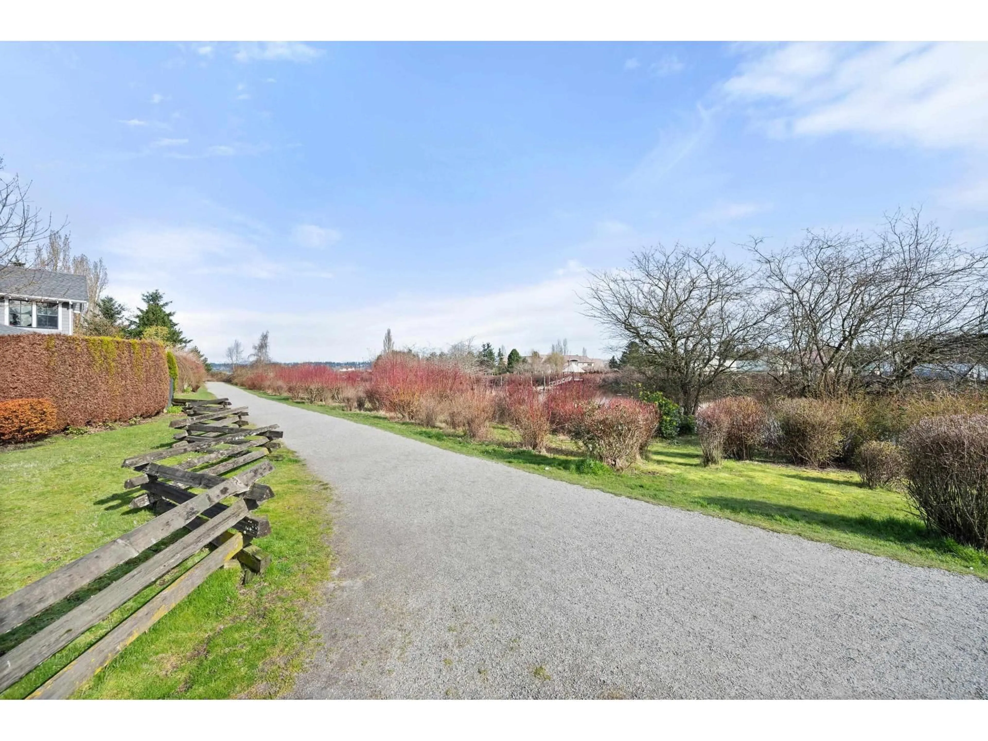 A pic from outside/outdoor area/front of a property/back of a property/a pic from drone, unknown for 3711 142 STREET, Surrey British Columbia V4P0C2