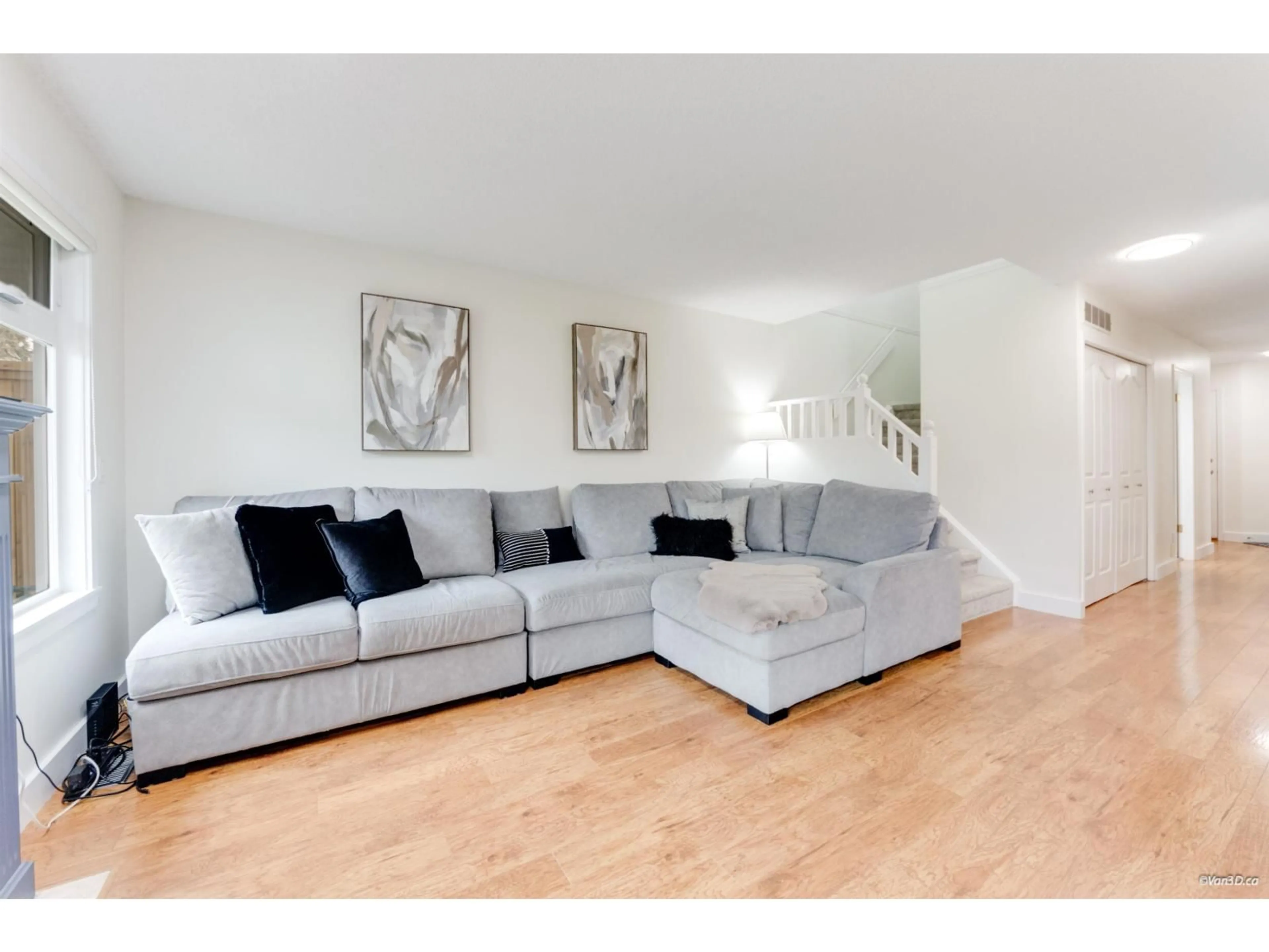 Living room with furniture, unknown for 65 - 9045 WALNUT GROVE DRIVE, Langley British Columbia V1M2E1