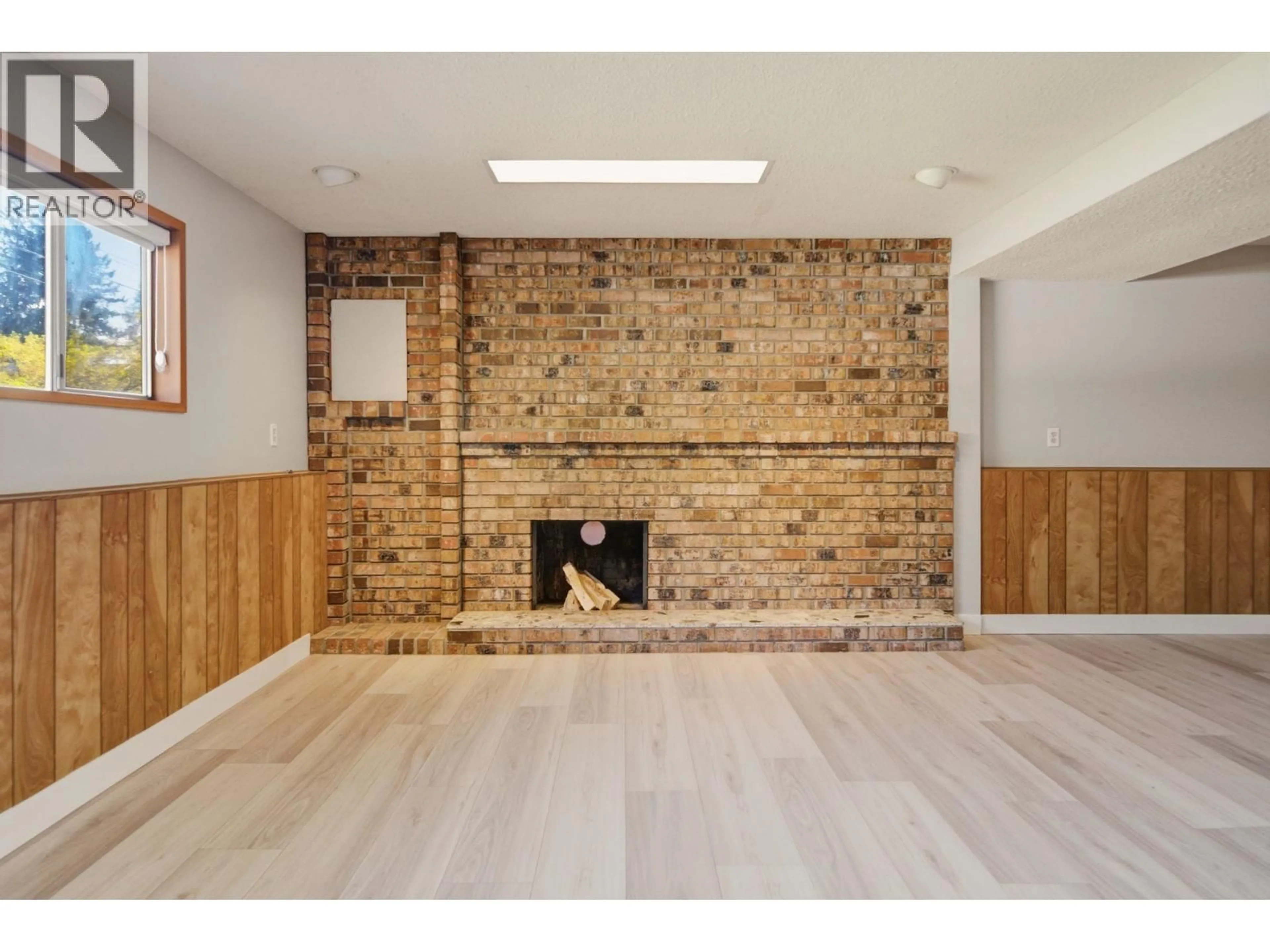 Unknown for 3561 YORK STREET, Port Coquitlam British Columbia V3B4A8