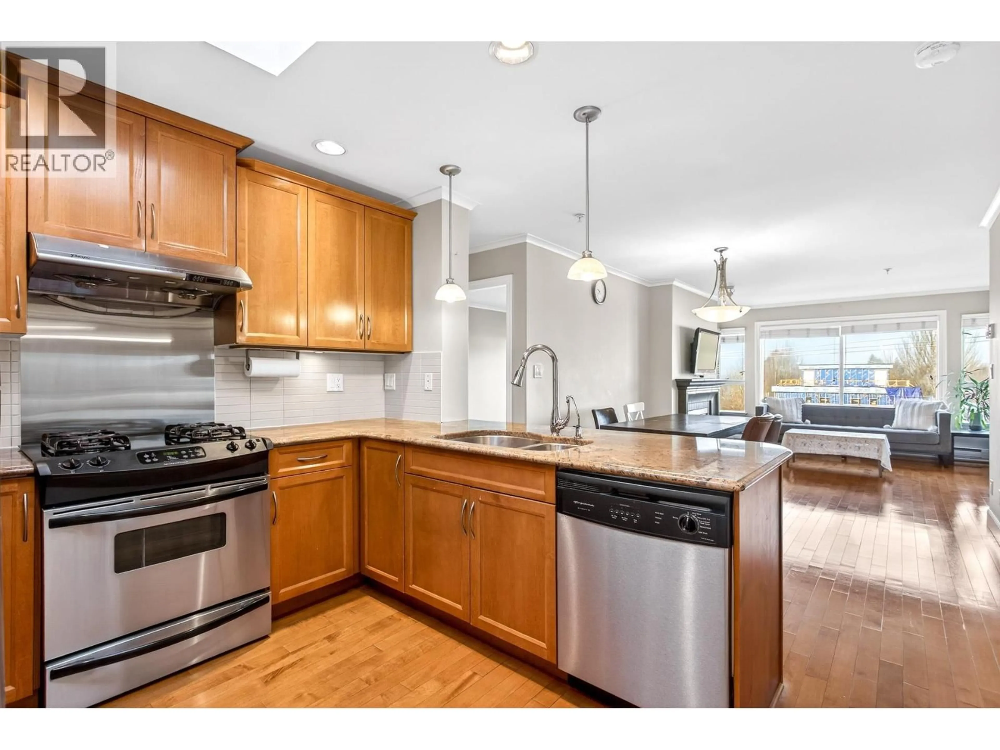Open concept kitchen, unknown for 406 - 2103 45TH AVENUE, Vancouver British Columbia V6M2J2
