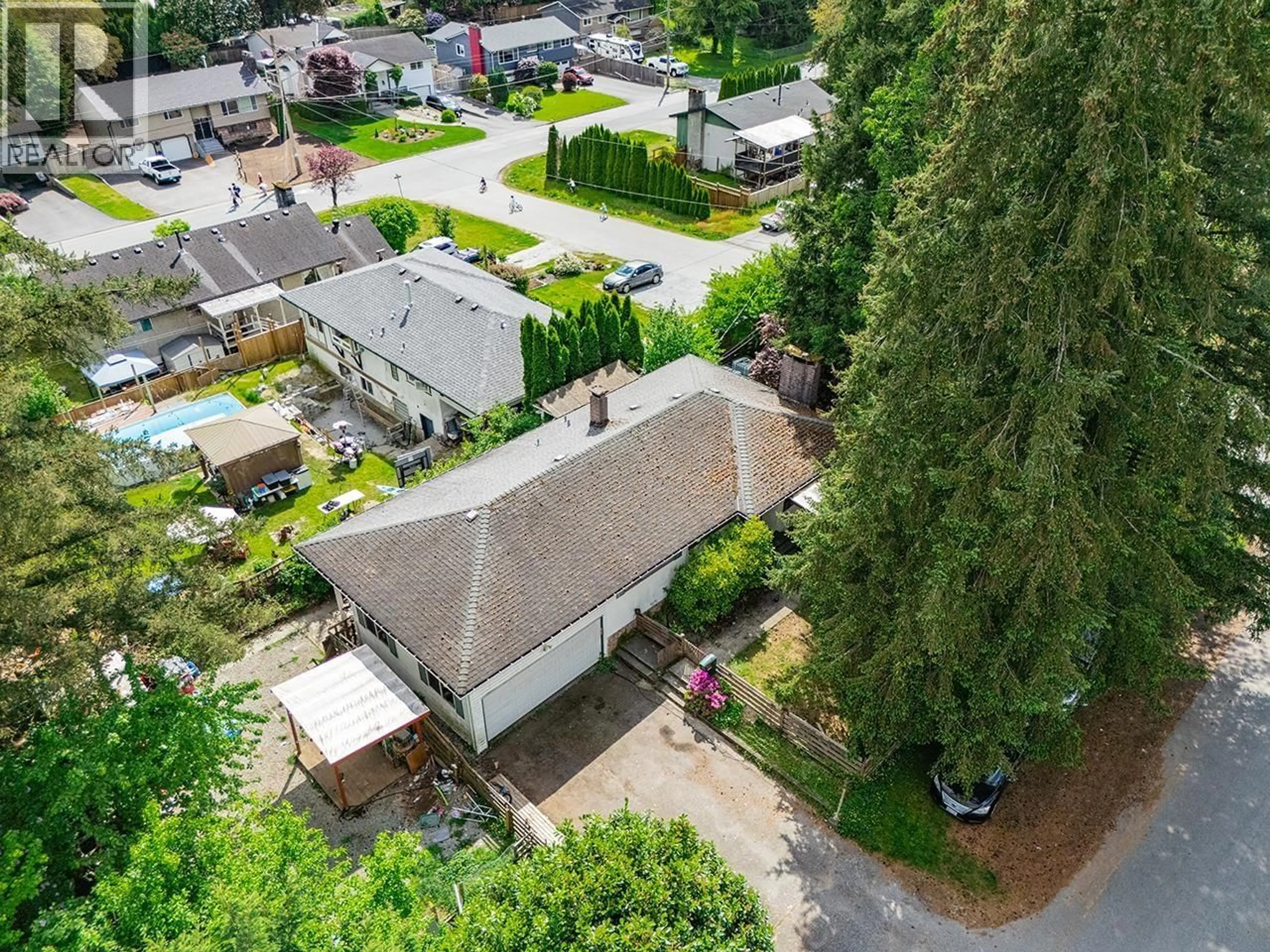 A pic from outside/outdoor area/front of a property/back of a property/a pic from drone, street for 21670 119 AVENUE, Maple Ridge British Columbia V2X2Y3