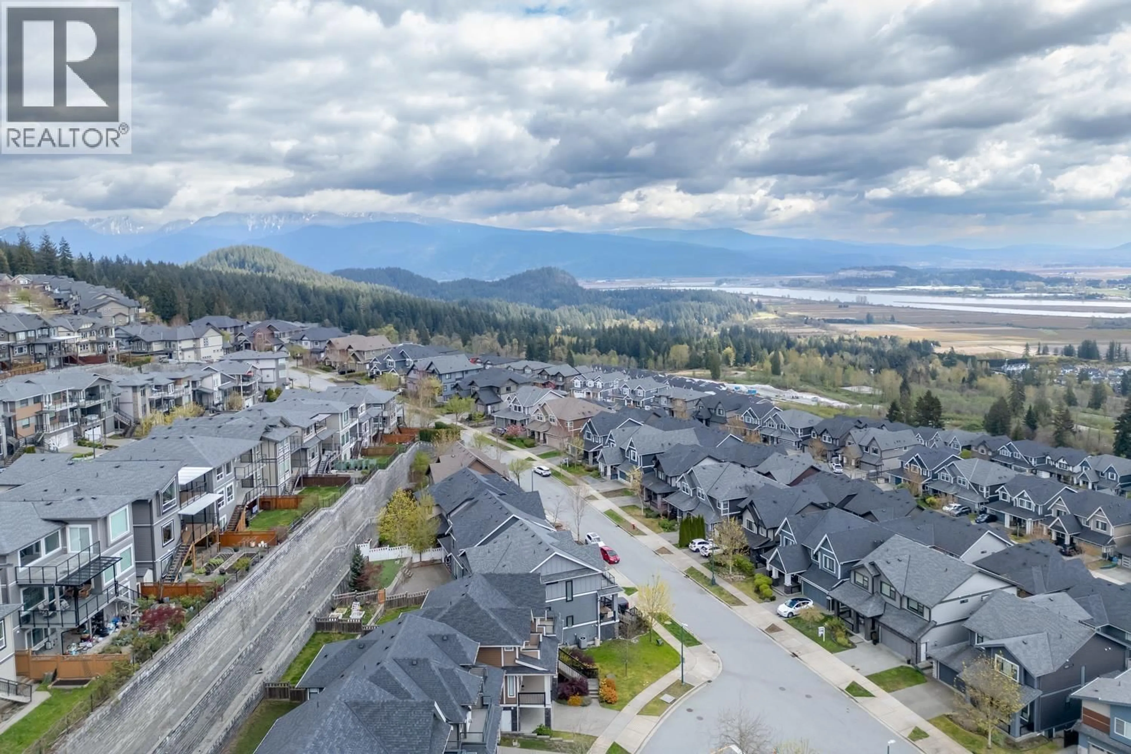 A pic from outside/outdoor area/front of a property/back of a property/a pic from drone, mountain view for 3534 TRESTLE COURT, Coquitlam British Columbia V3E0L5
