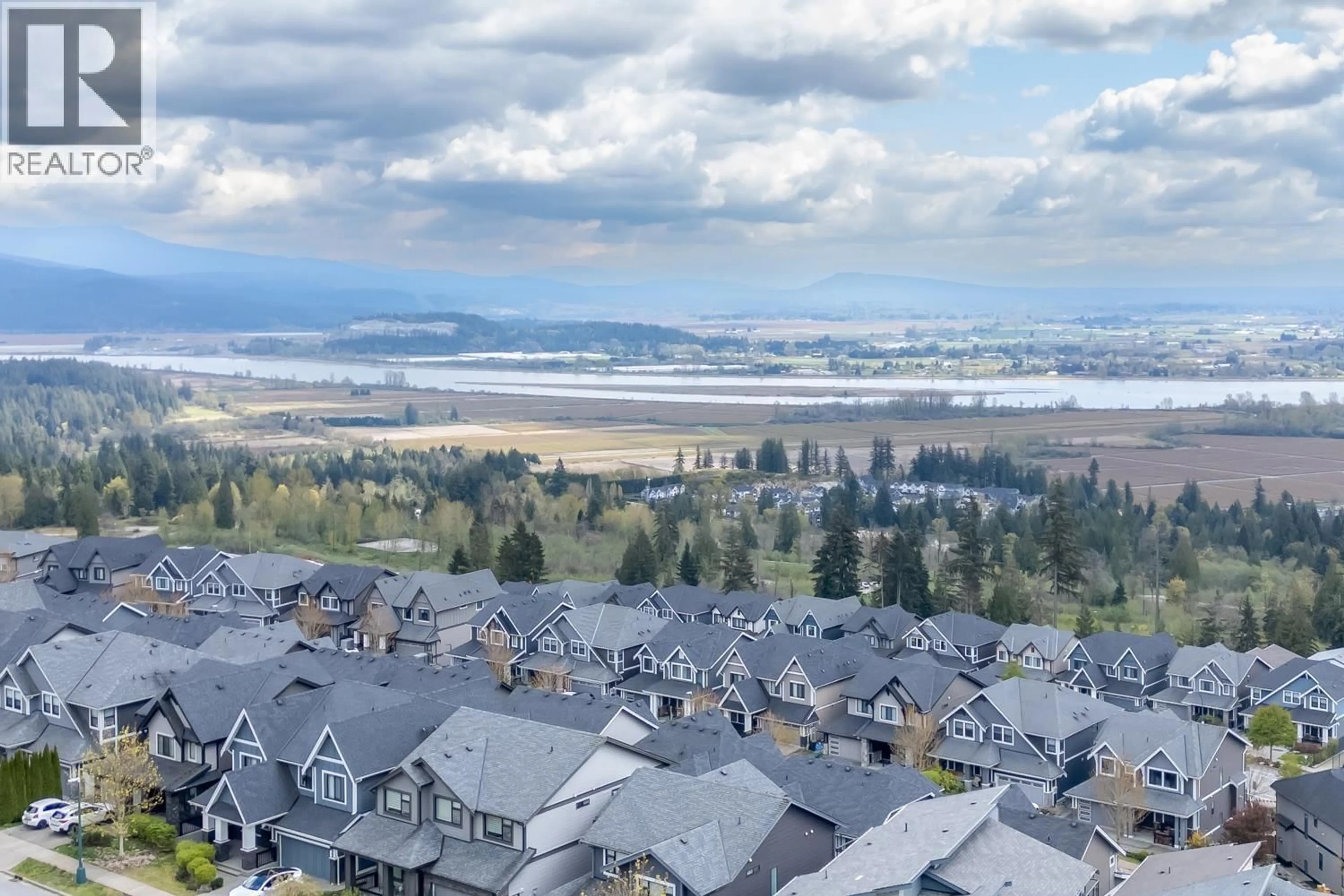 A pic from outside/outdoor area/front of a property/back of a property/a pic from drone, mountain view for 3534 TRESTLE COURT, Coquitlam British Columbia V3E0L5