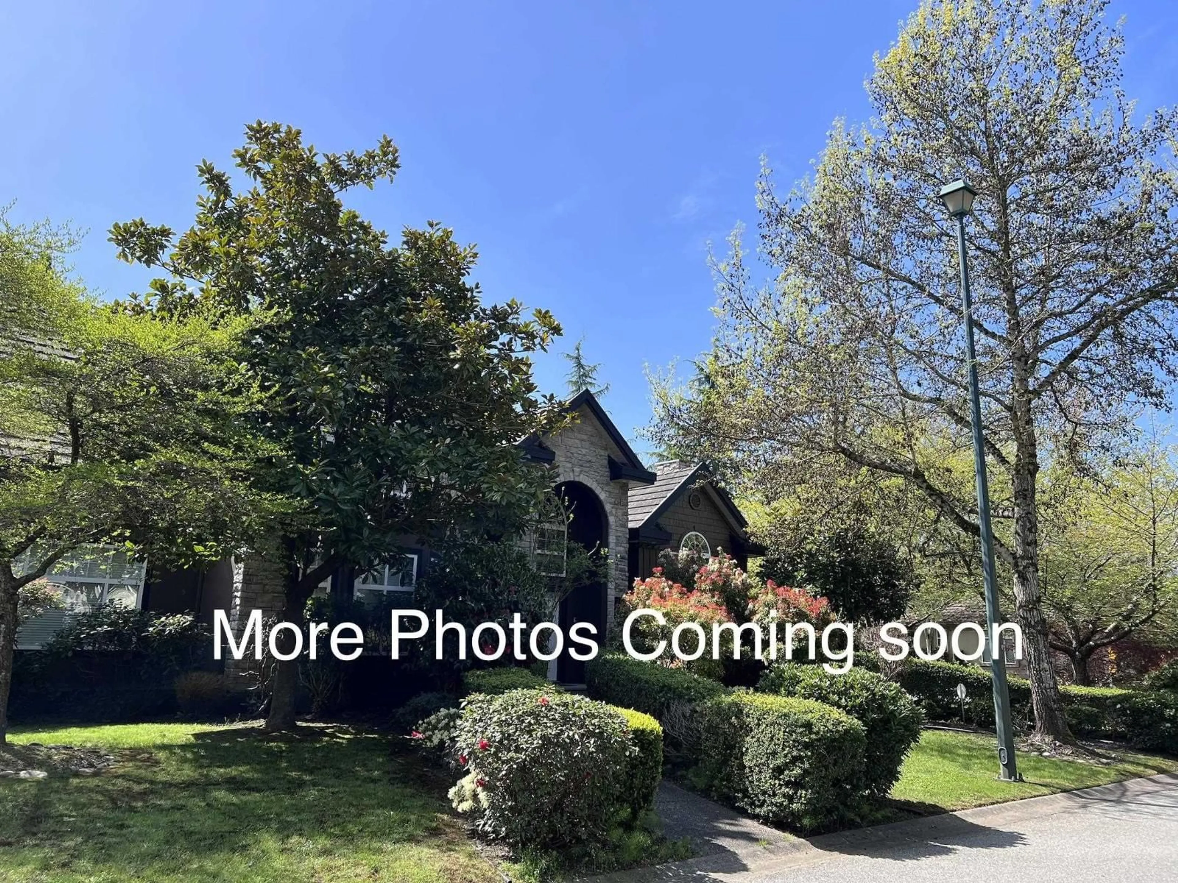 A pic from outside/outdoor area/front of a property/back of a property/a pic from drone, unknown for 2142 139A STREET, Surrey British Columbia V4A9V4