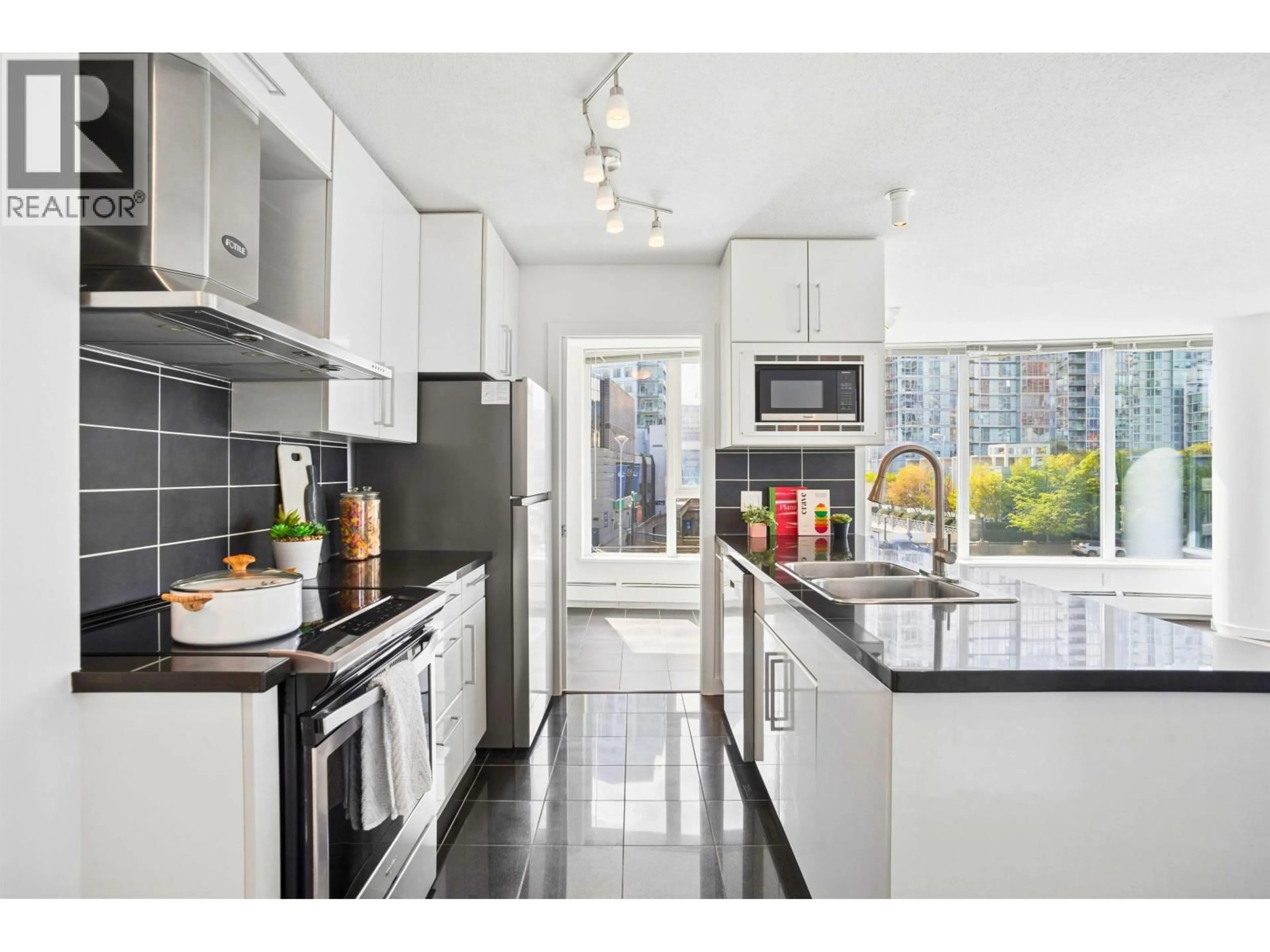 Standard kitchen, unknown for 808 - 689 ABBOTT STREET, Vancouver British Columbia V6B0J2