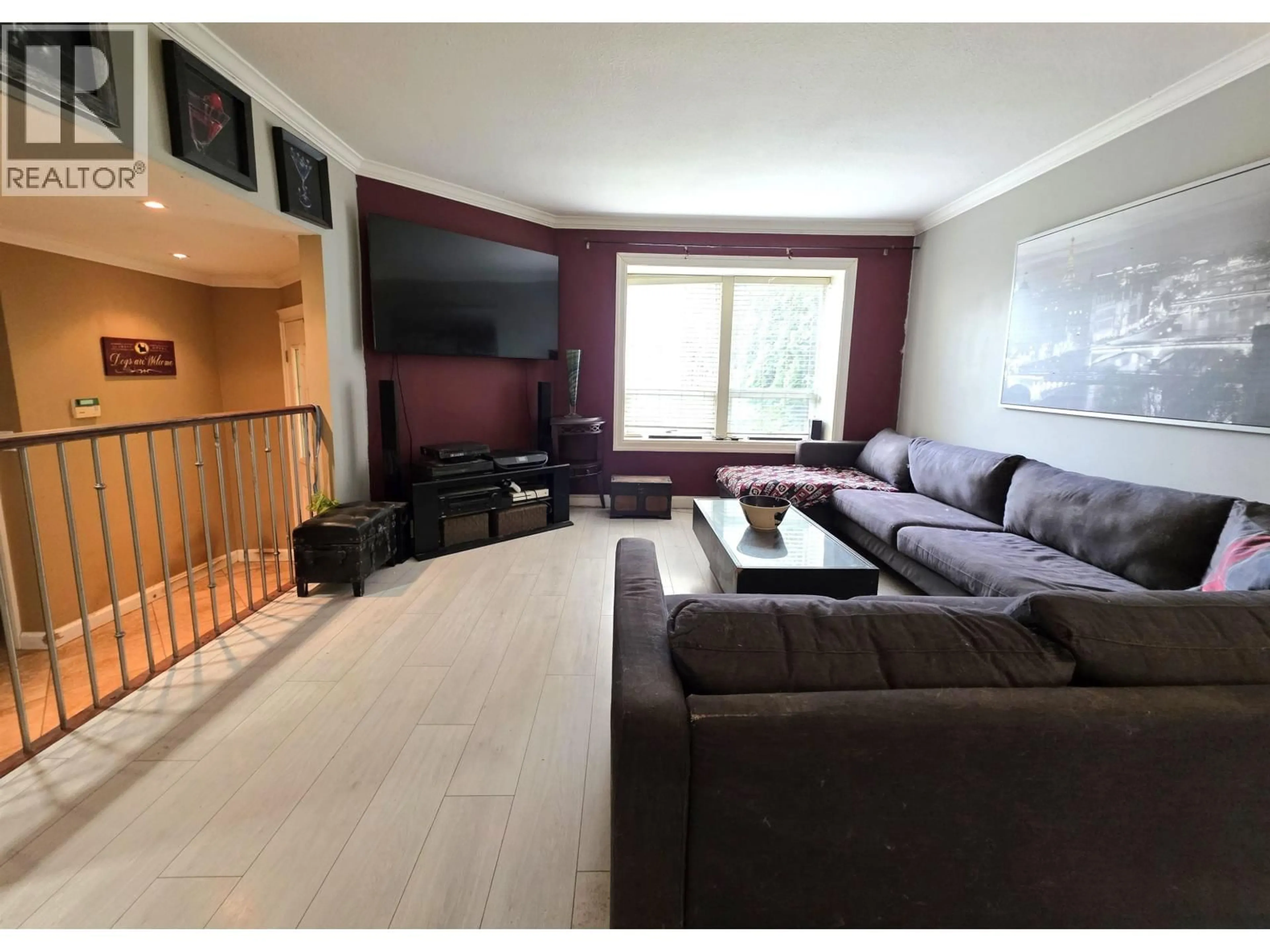 Living room with furniture, wood/laminate floor for 12033 206B STREET, Maple Ridge British Columbia V2X9T8
