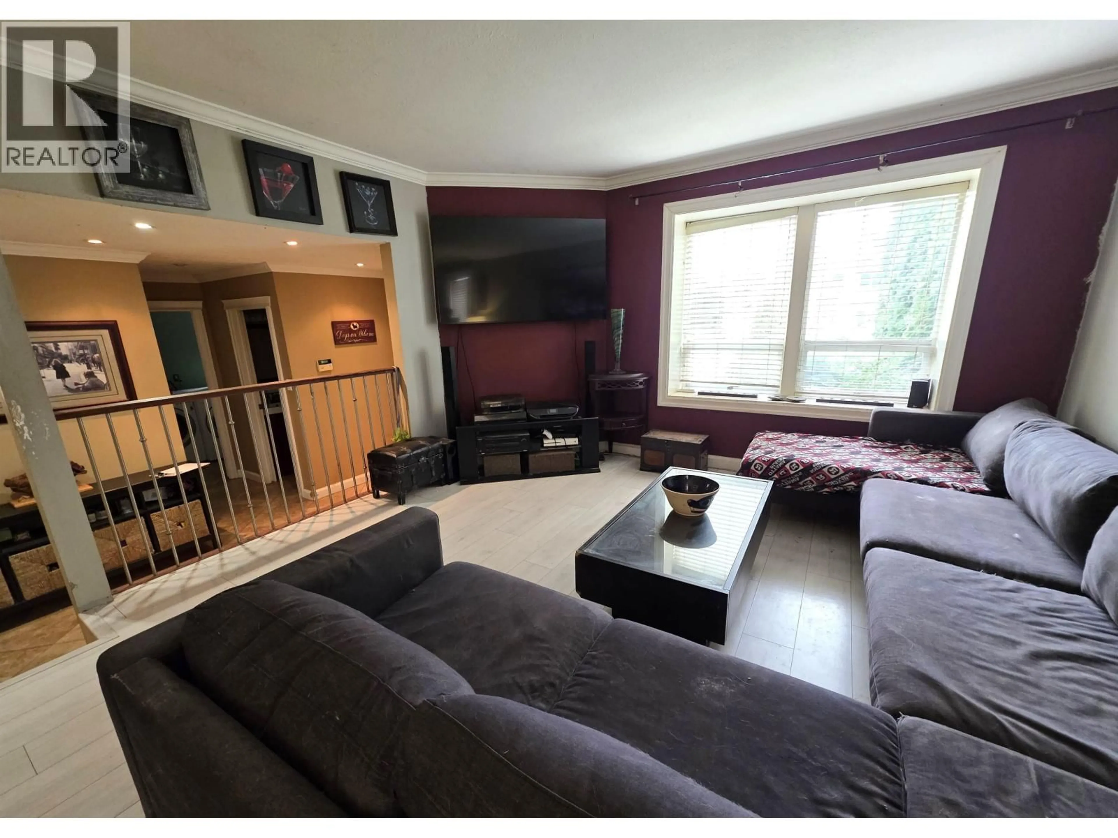 Living room with furniture, wood/laminate floor for 12033 206B STREET, Maple Ridge British Columbia V2X9T8