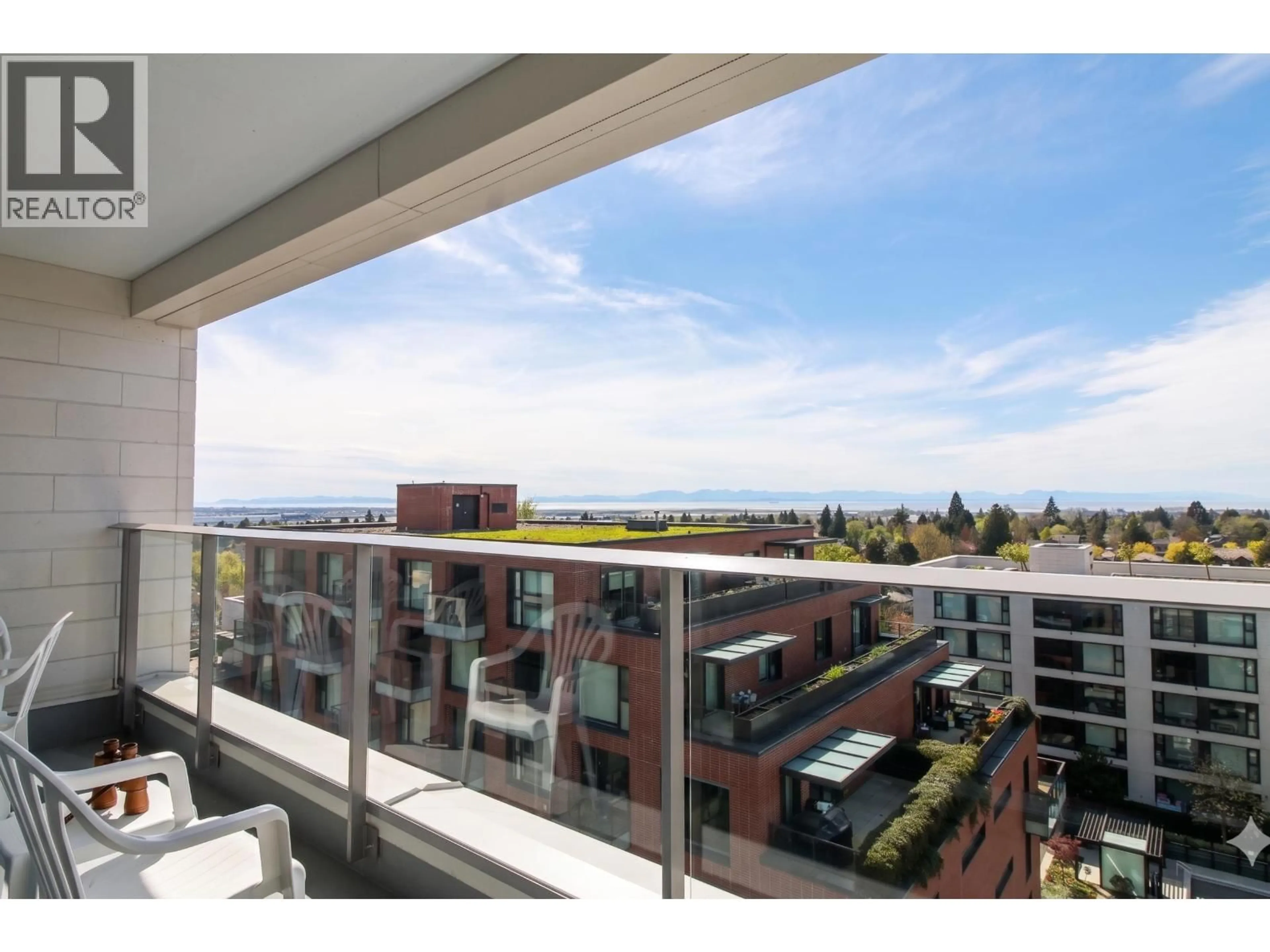 Balcony in the apartment, city buildings view from balcony for 904 - 1561 57TH AVENUE, Vancouver British Columbia V6P0H5