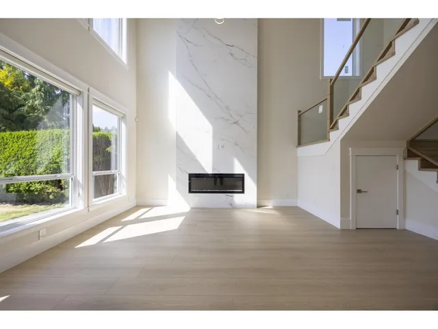 1365 160A STREET, Surrey 3