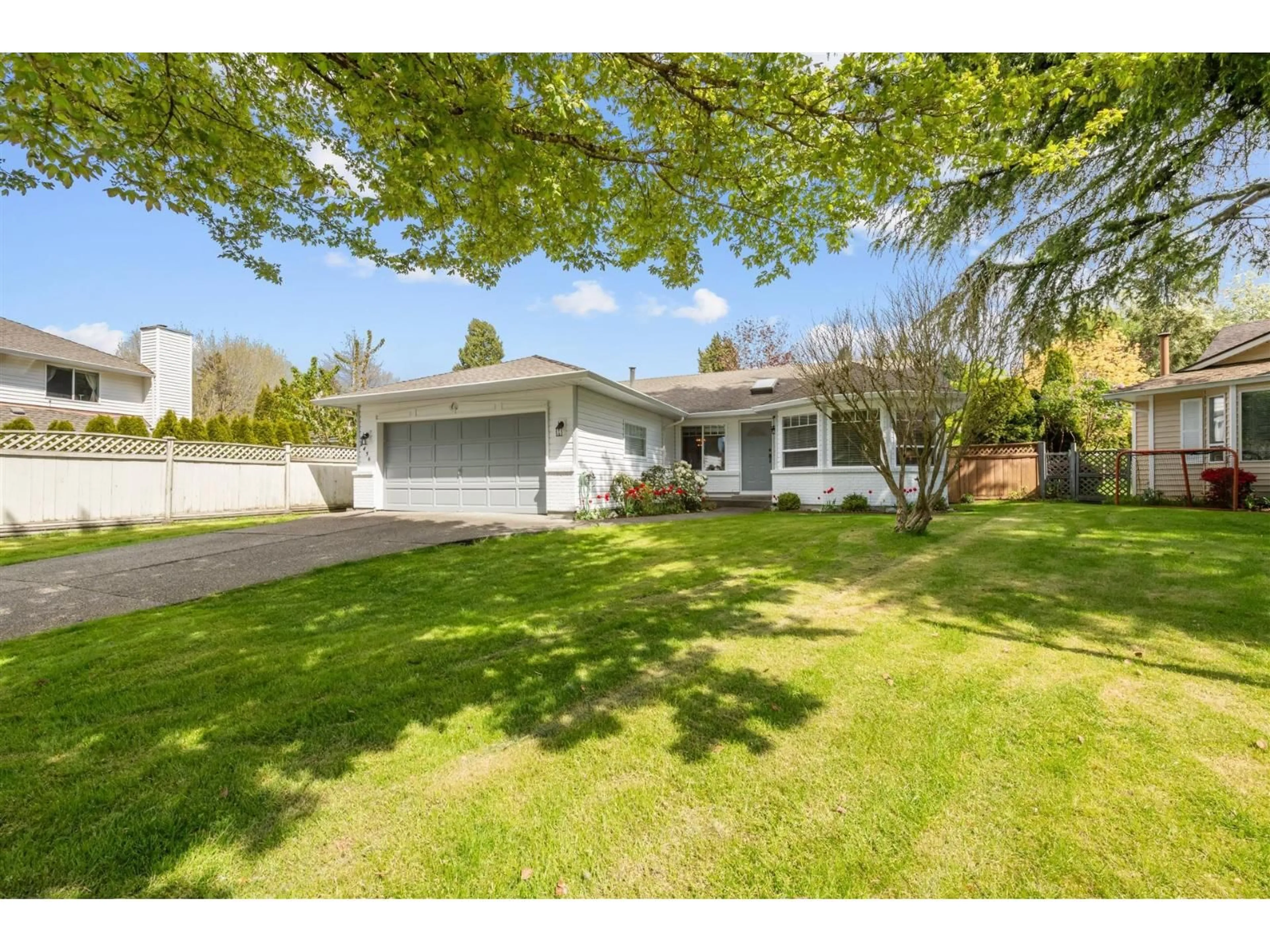 A pic from outside/outdoor area/front of a property/back of a property/a pic from drone, street for 2436 126 STREET, Surrey British Columbia V4A8H7