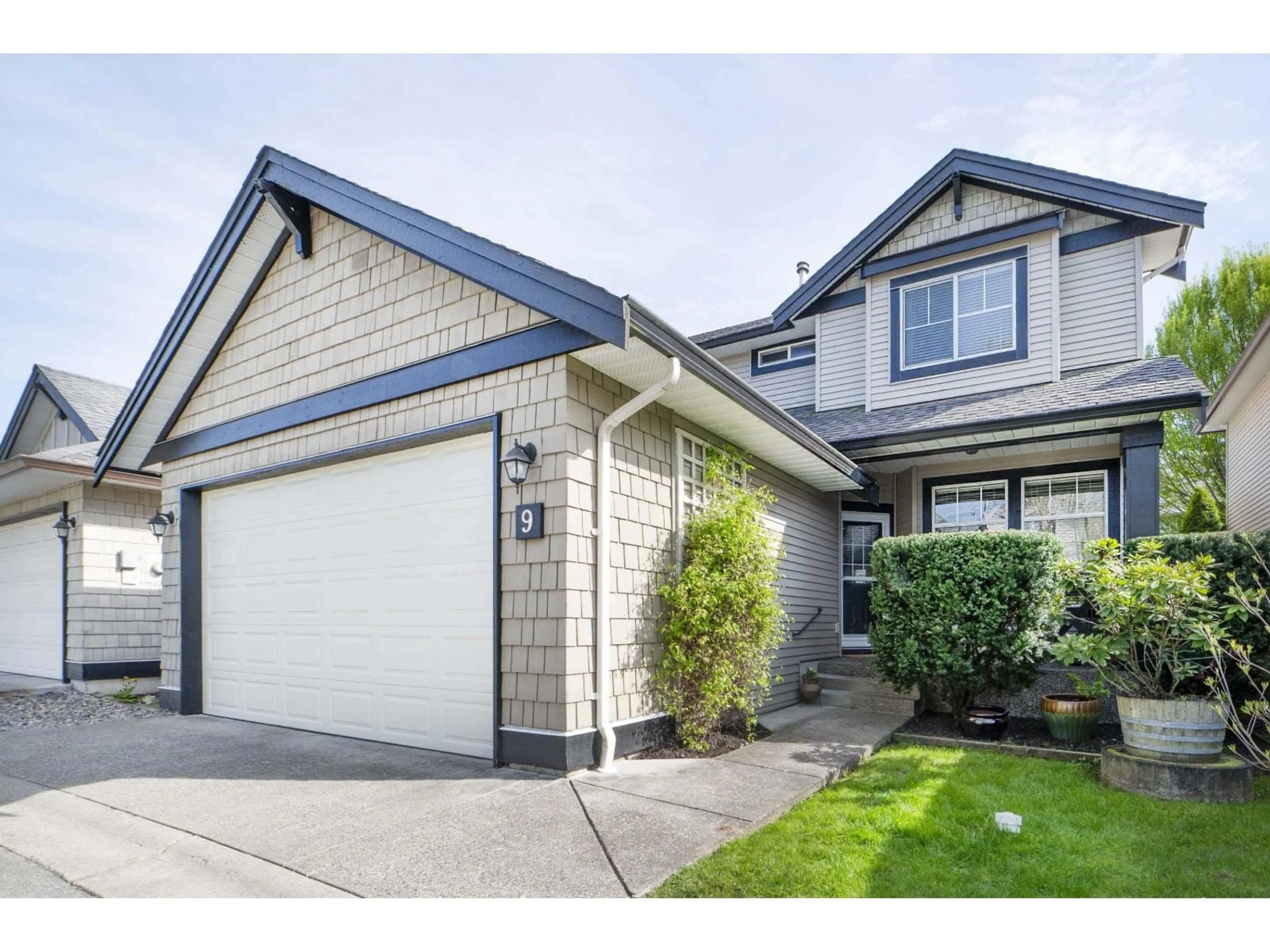 Home with vinyl exterior material, street for 9 - 18868 69 AVENUE, Surrey British Columbia V4N5K7