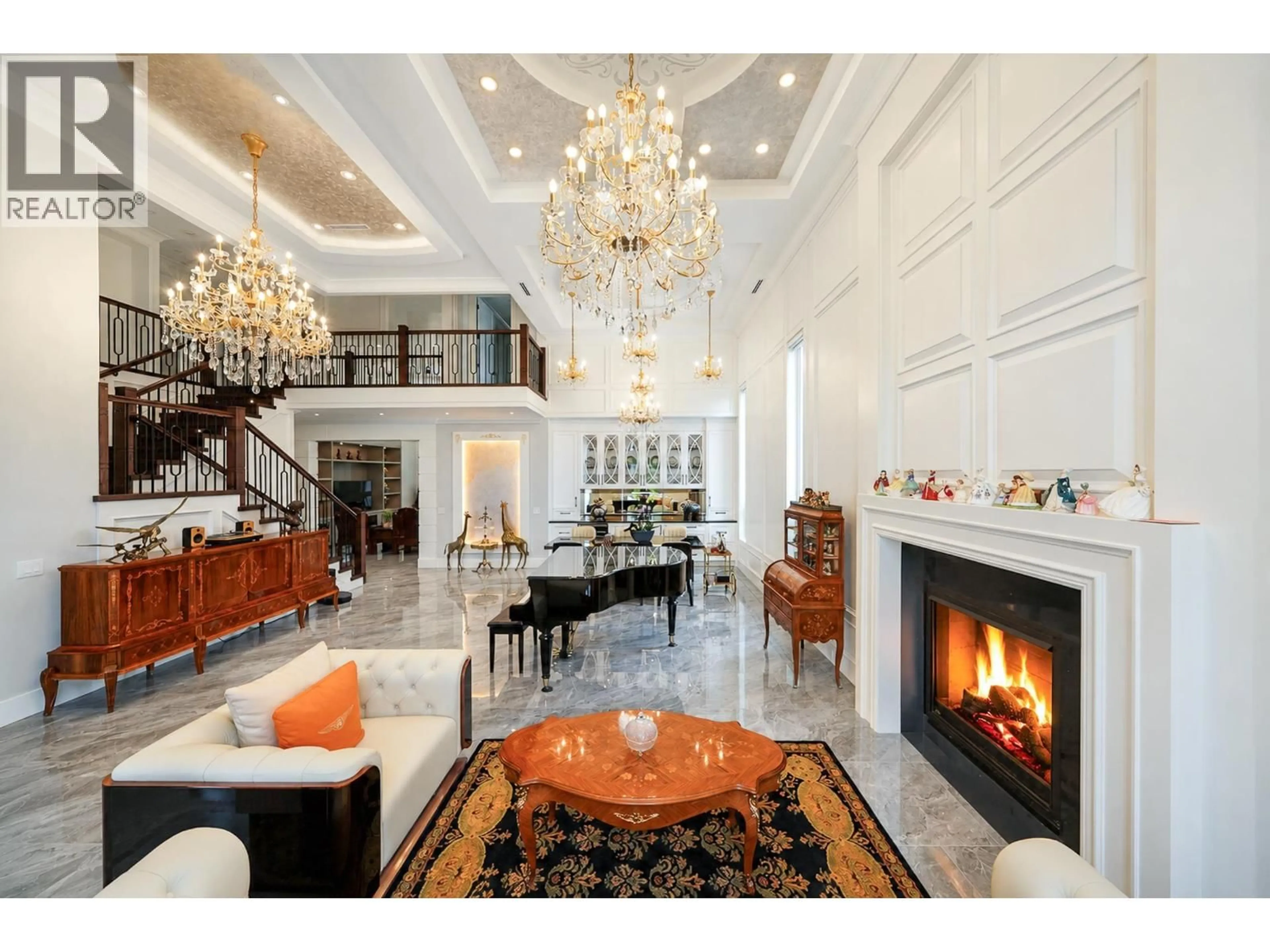 Indoor foyer for 5720 WOODWARDS ROAD, Richmond British Columbia V7E1H1