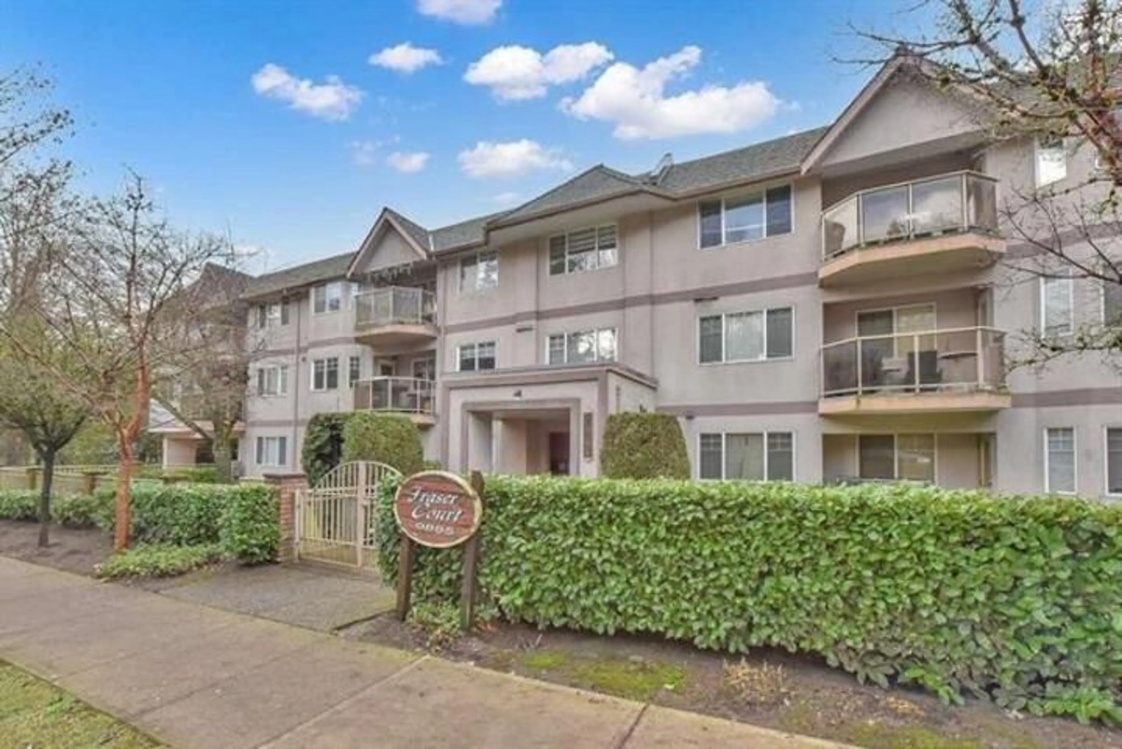 Unknown for 106 - 9865 140 STREET, Surrey British Columbia V3T4M4