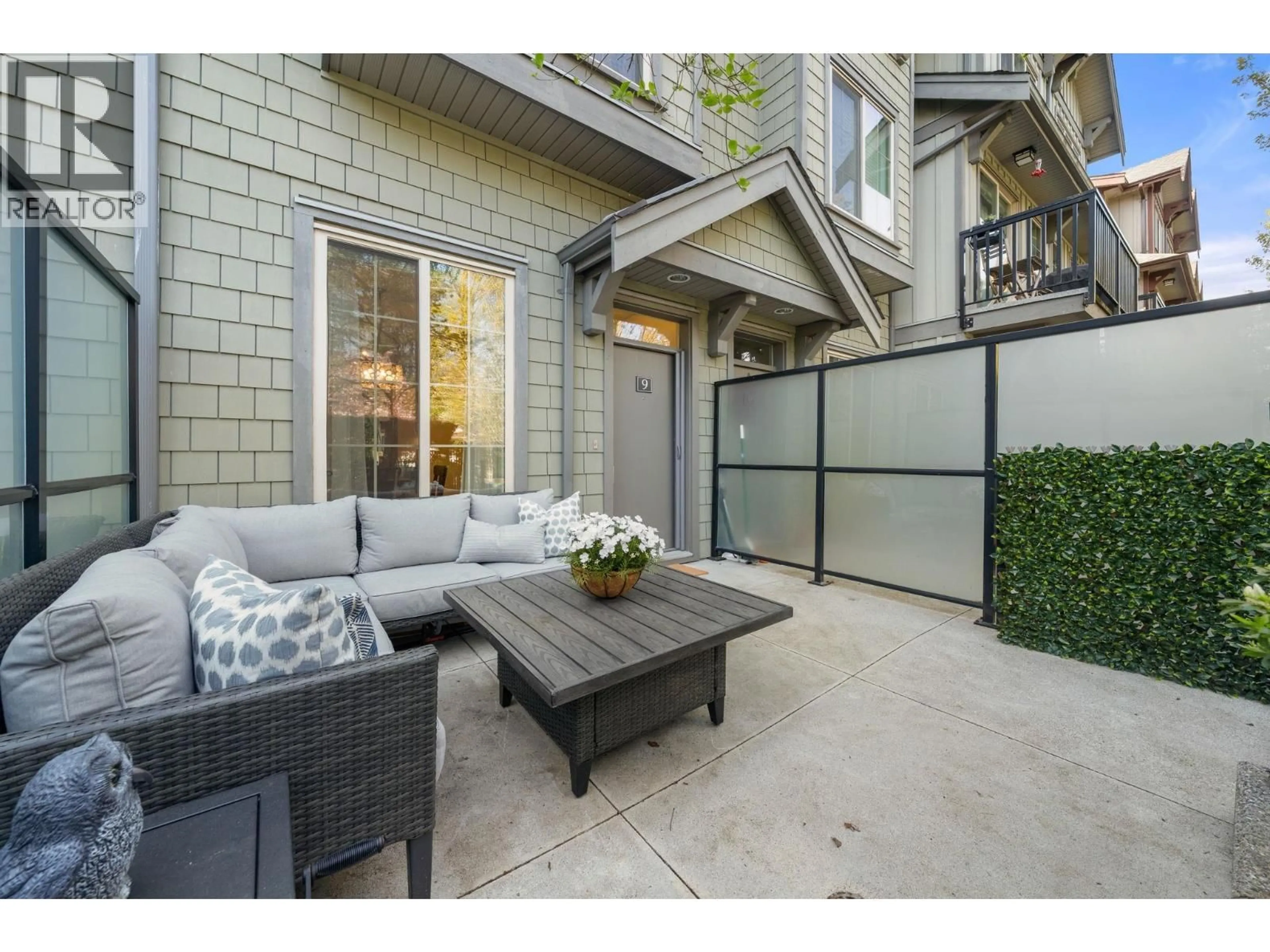 Patio, street for 9 - 433 SEYMOUR RIVER PLACE, North Vancouver British Columbia V7H0B8