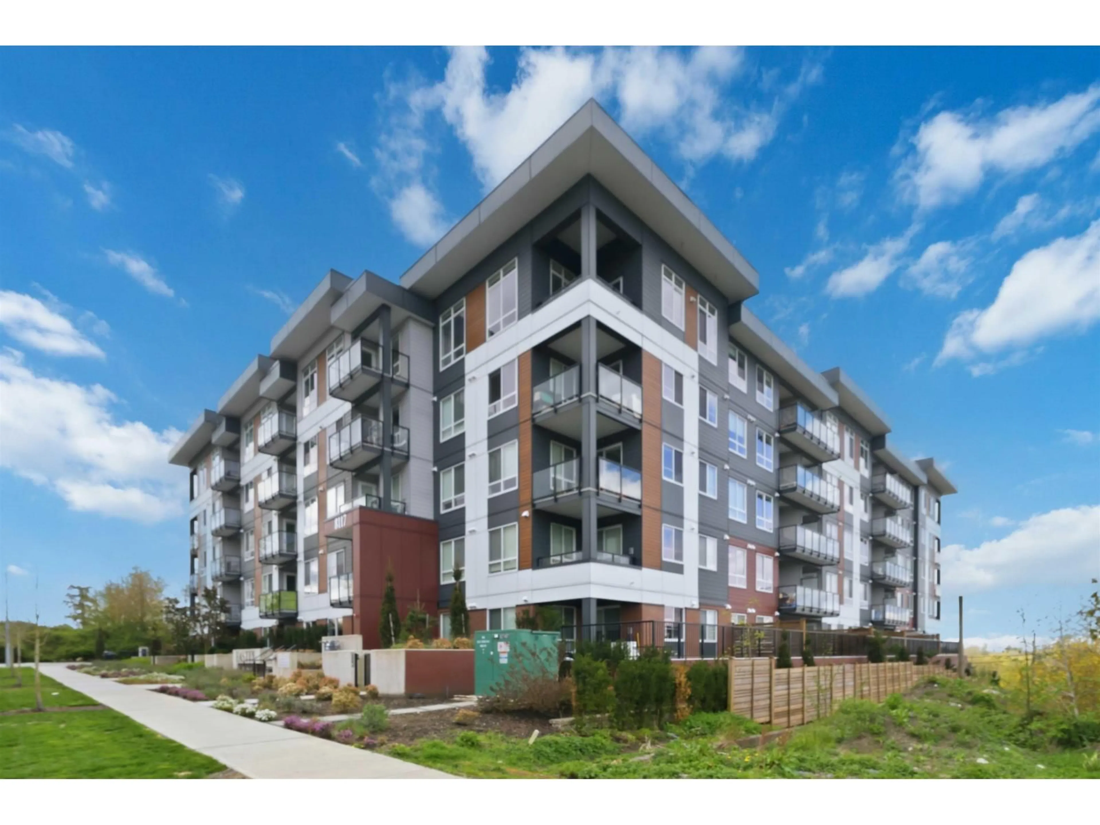 Unknown for 413 - 8117 200A STREET, Langley British Columbia V2Y3W9