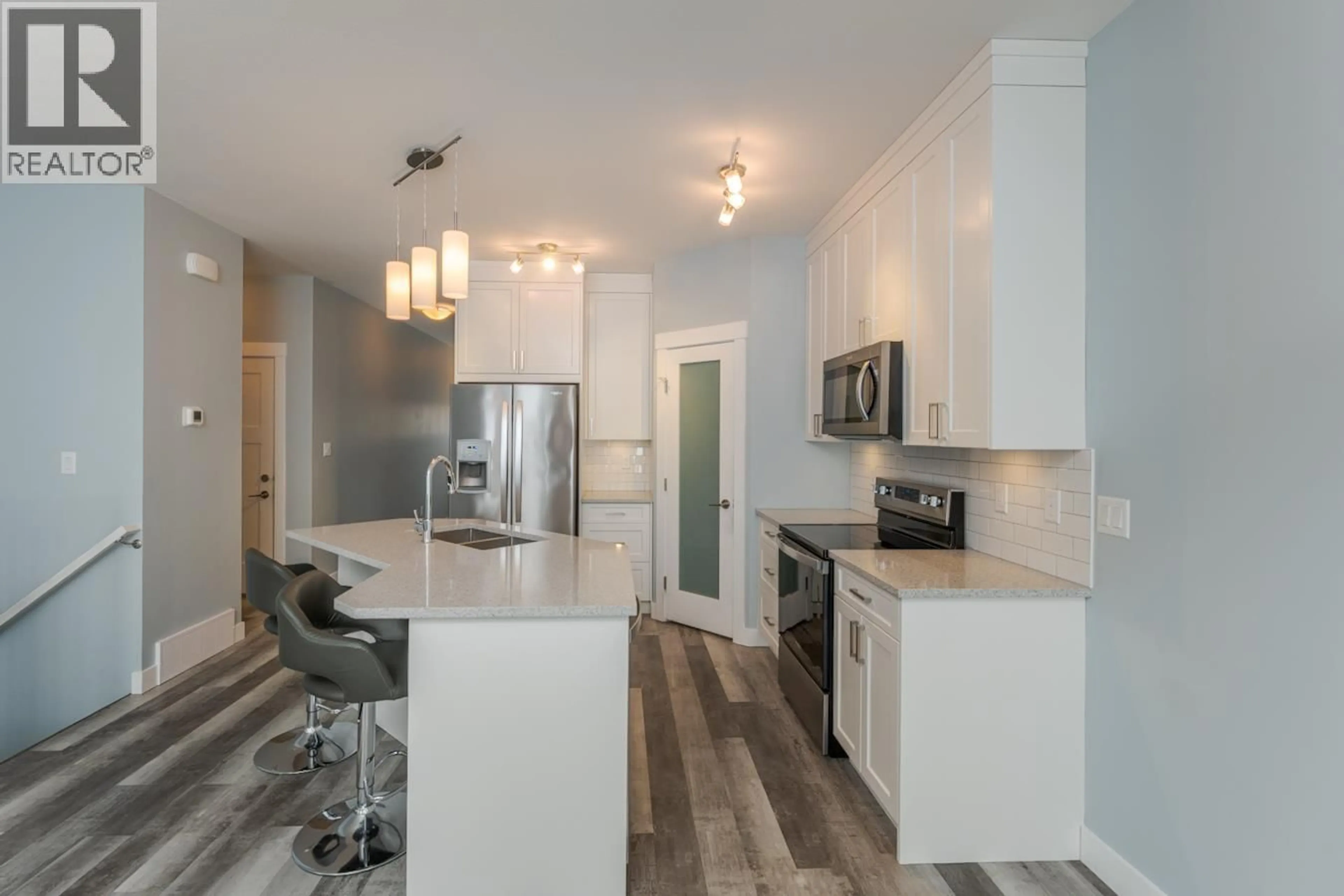 Open concept kitchen, unknown for 402 - 2425 ROWE STREET, Prince George British Columbia V2N0J3