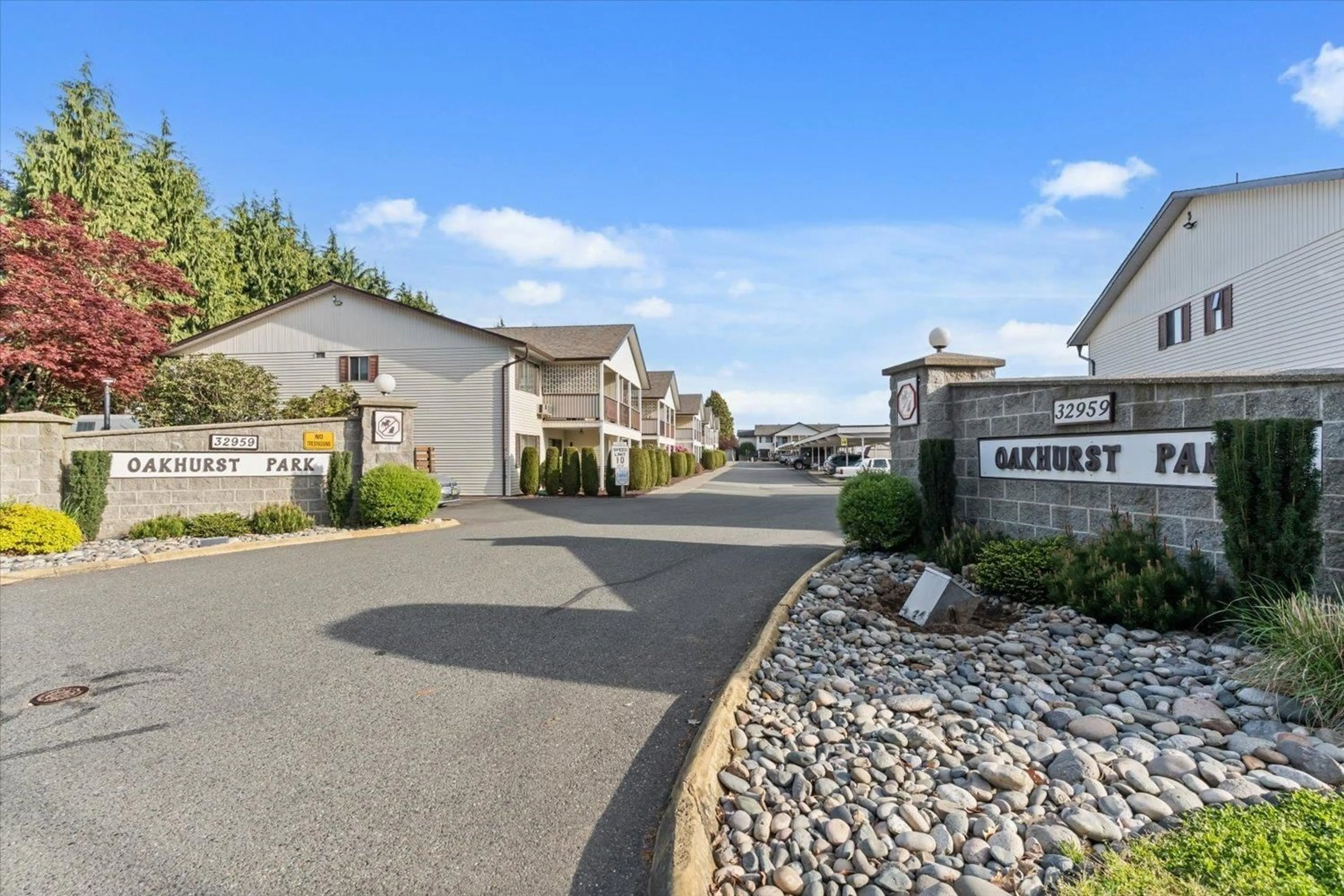 A pic from outside/outdoor area/front of a property/back of a property/a pic from drone, street for 8 - 32959 GEORGE FERGUSON WAY, Abbotsford British Columbia V2S7W9